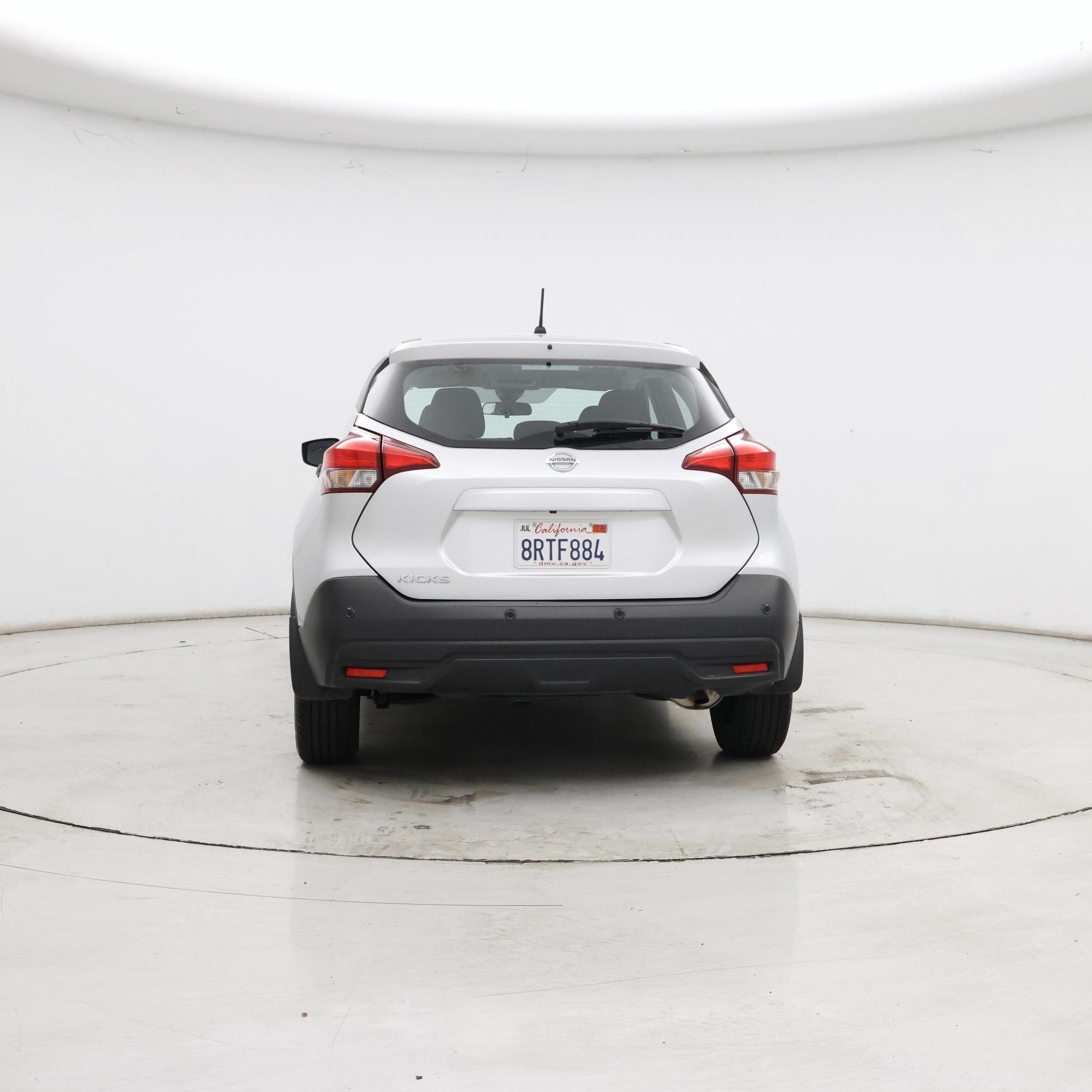 Thumbnail: 2020 Nissan Kicks - 6