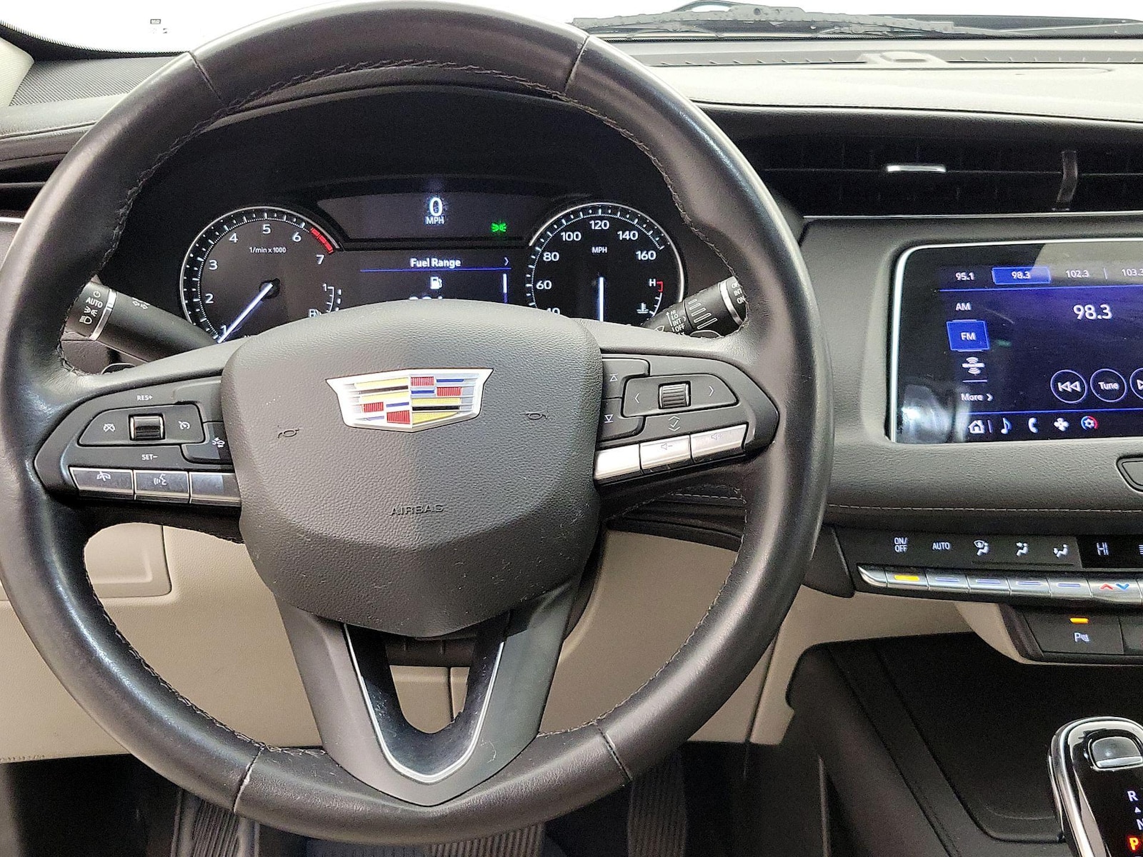 2022 Cadillac XT4 Luxury - Photo 11