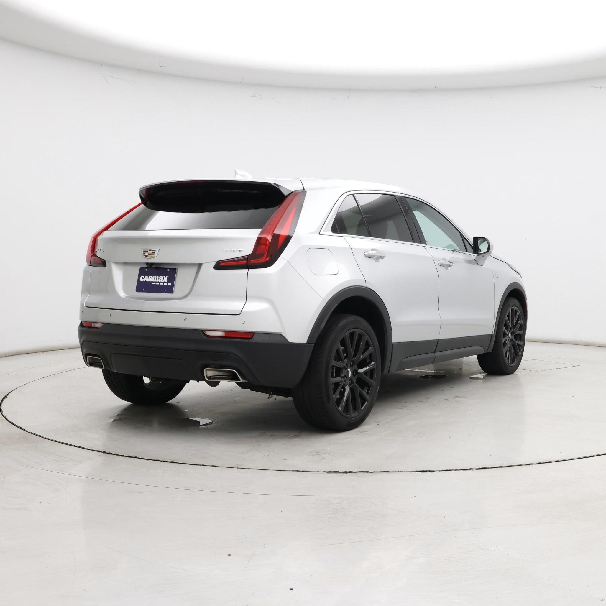 Thumbnail: 2022 Cadillac XT4 - 8