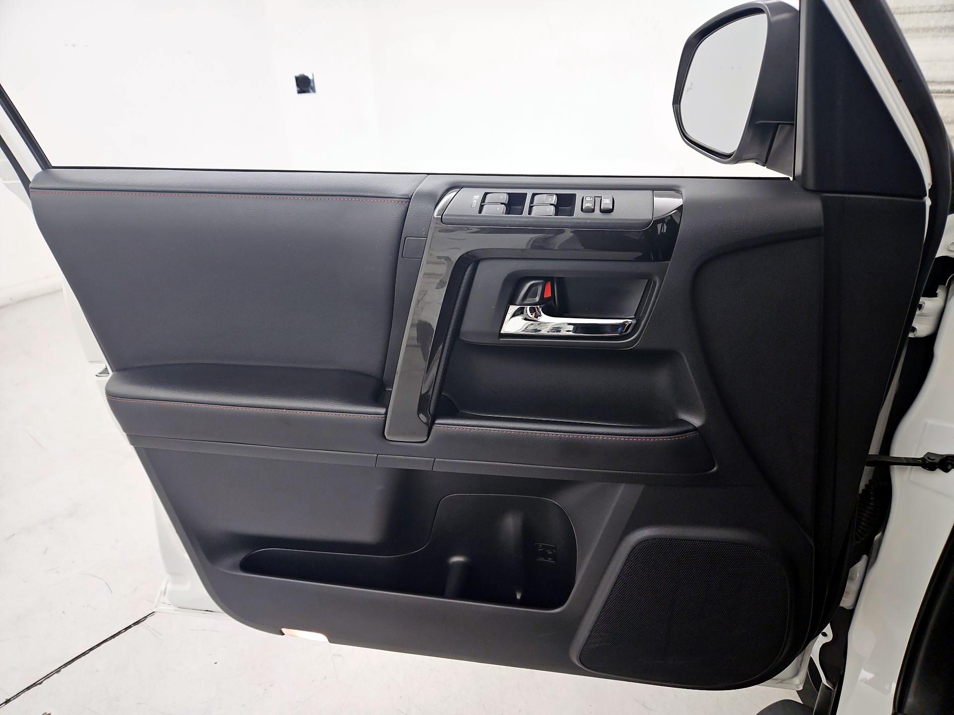 Thumbnail: 2023 Toyota 4Runner - 12