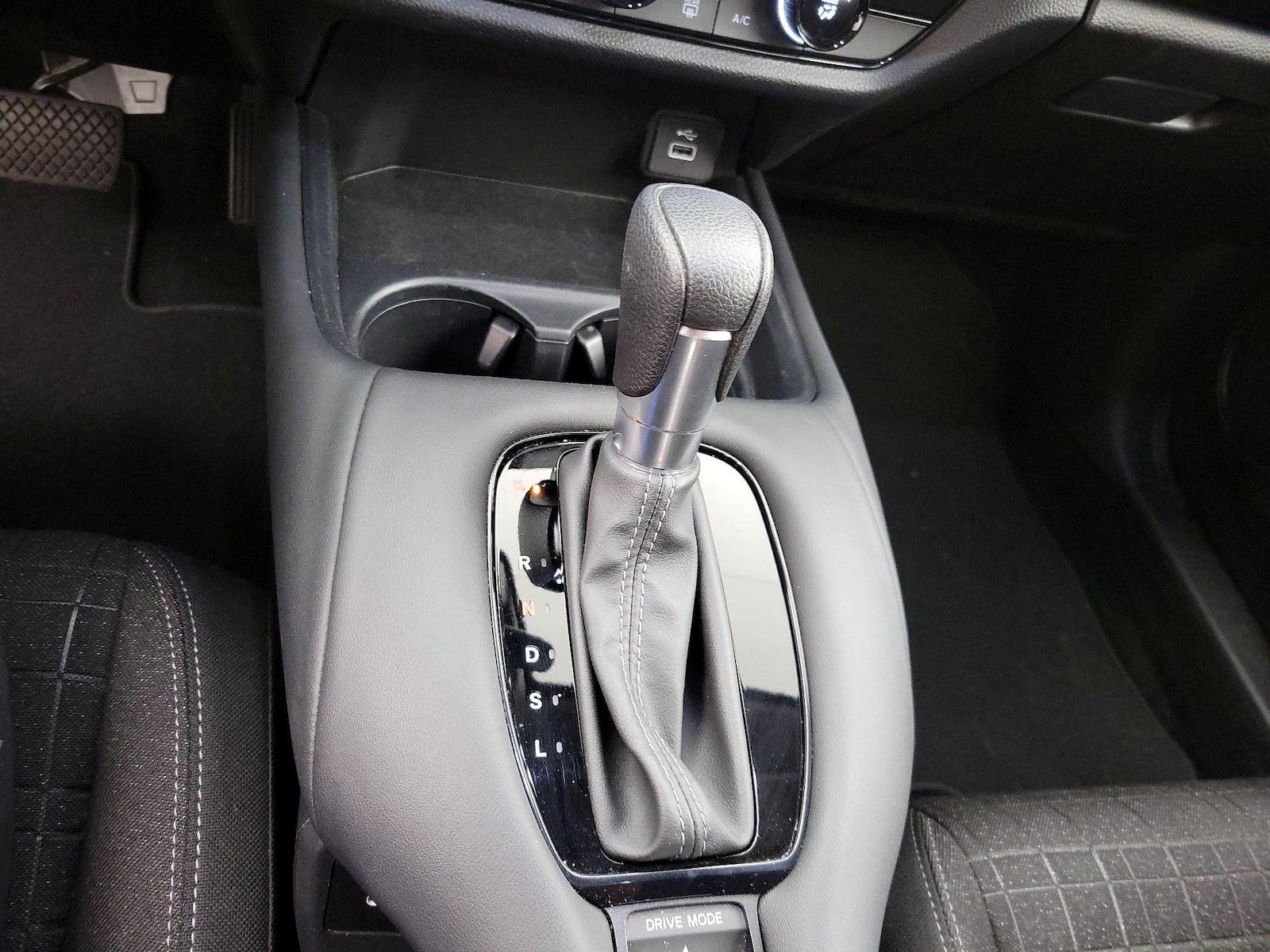 2024 Honda HR-V LX - Photo 18