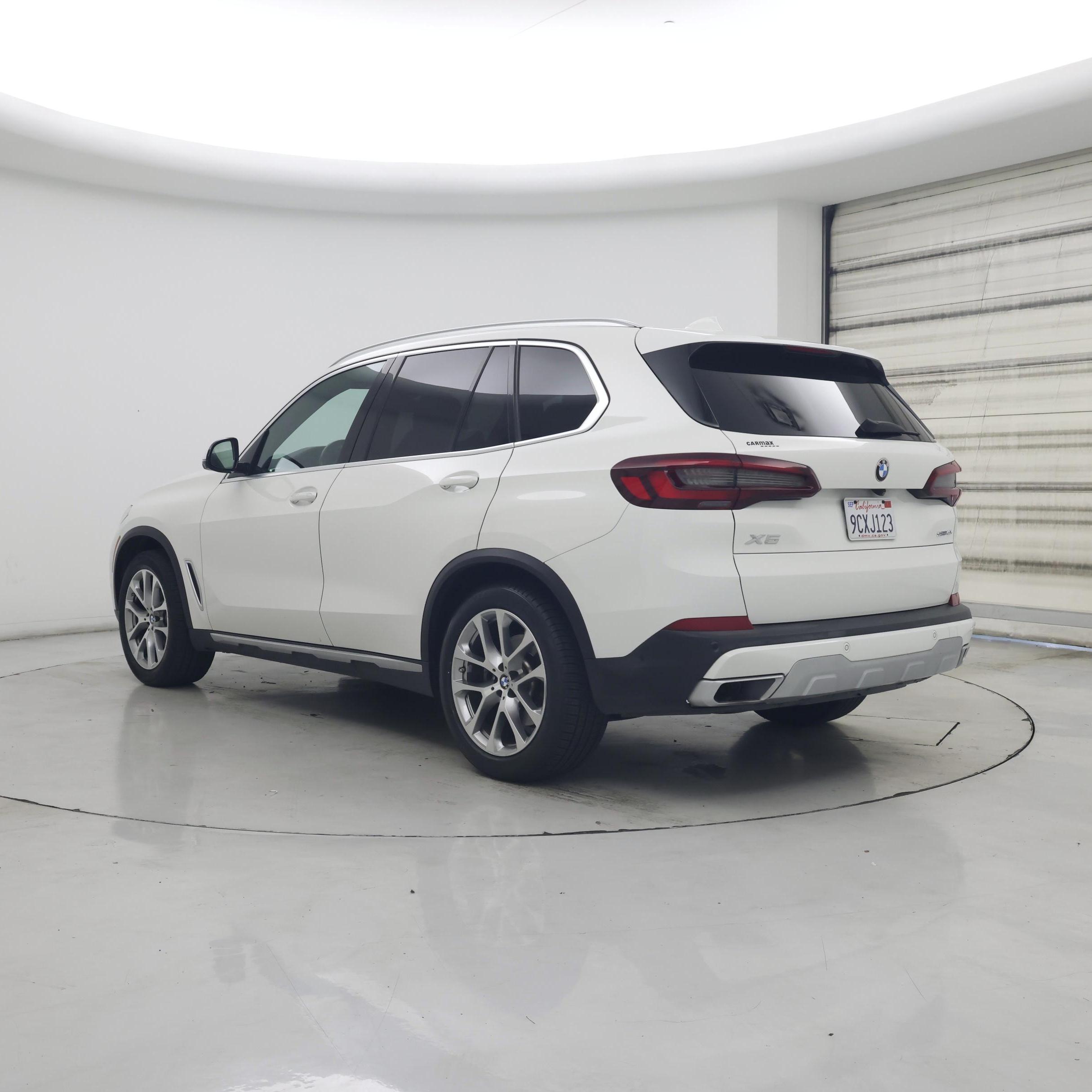 Thumbnail: 2022 BMW X5 - 2