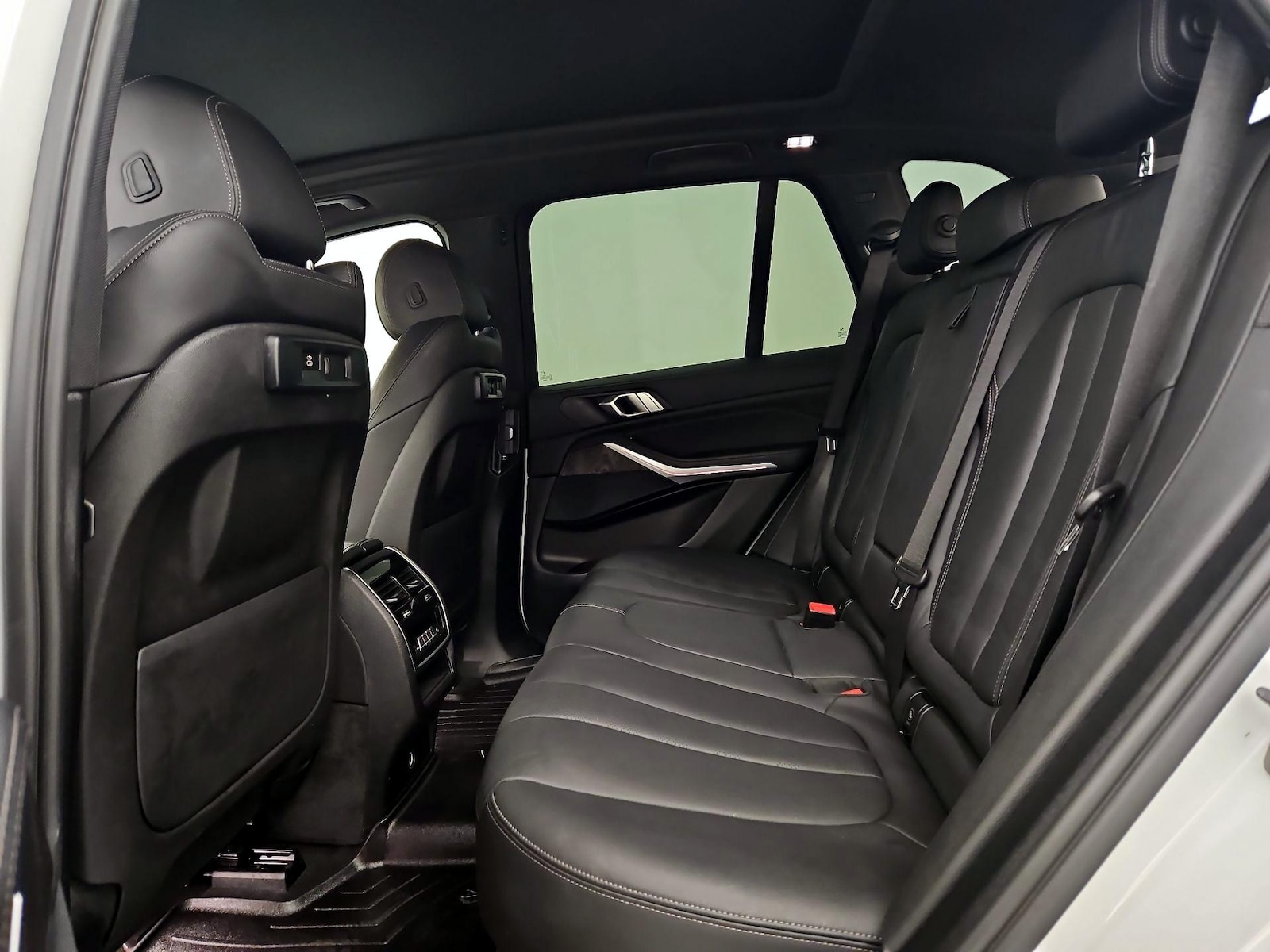 Rear Air Conditioning