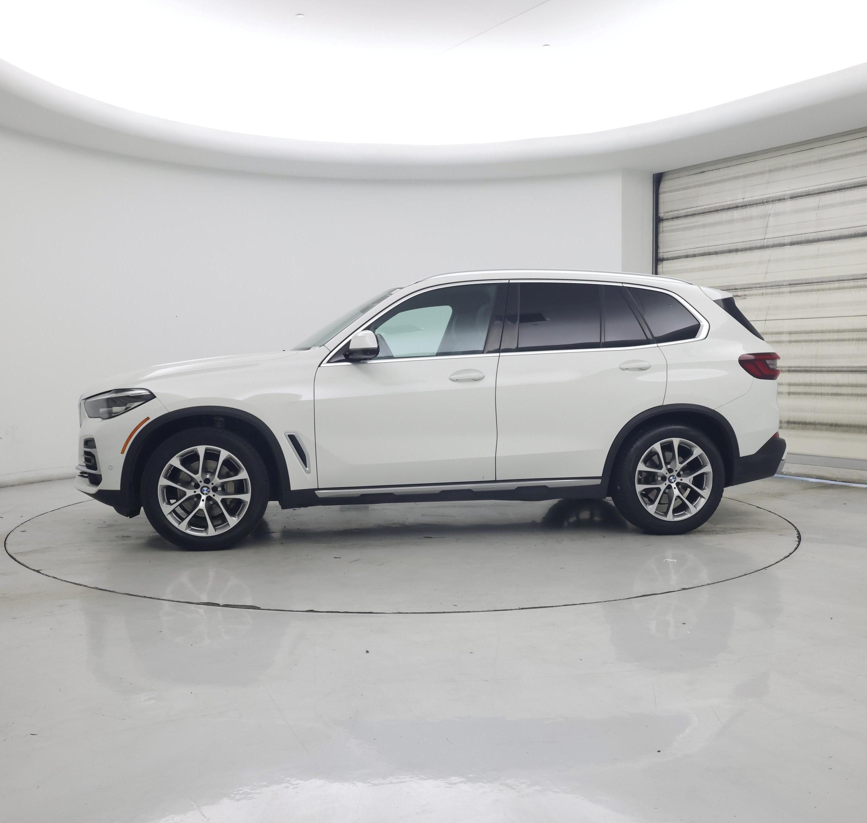 Thumbnail: 2022 BMW X5 - 3