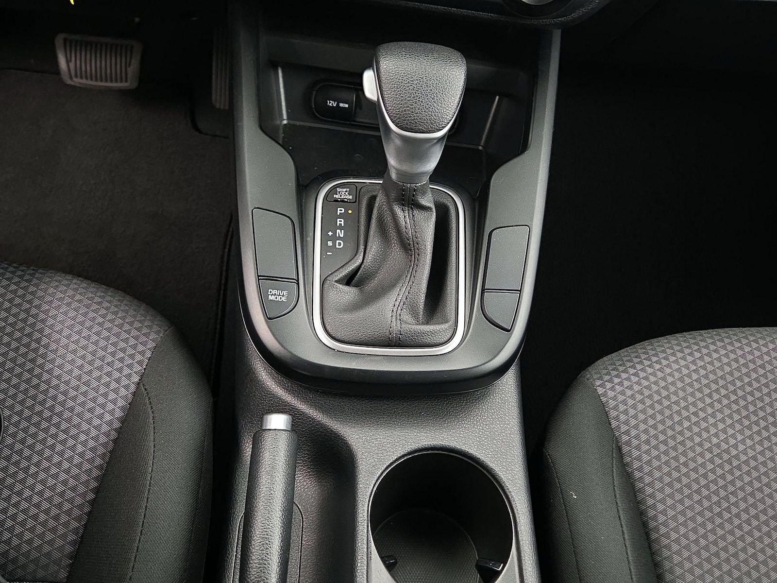2025 Kia Soul LX - Photo 18