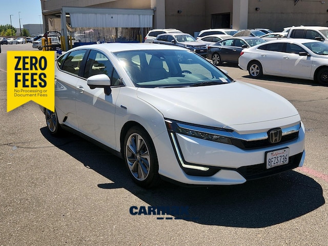 White 2018 Honda Clarity Hybrid Plug-In Sedan Front-Wheel Drive Automatic