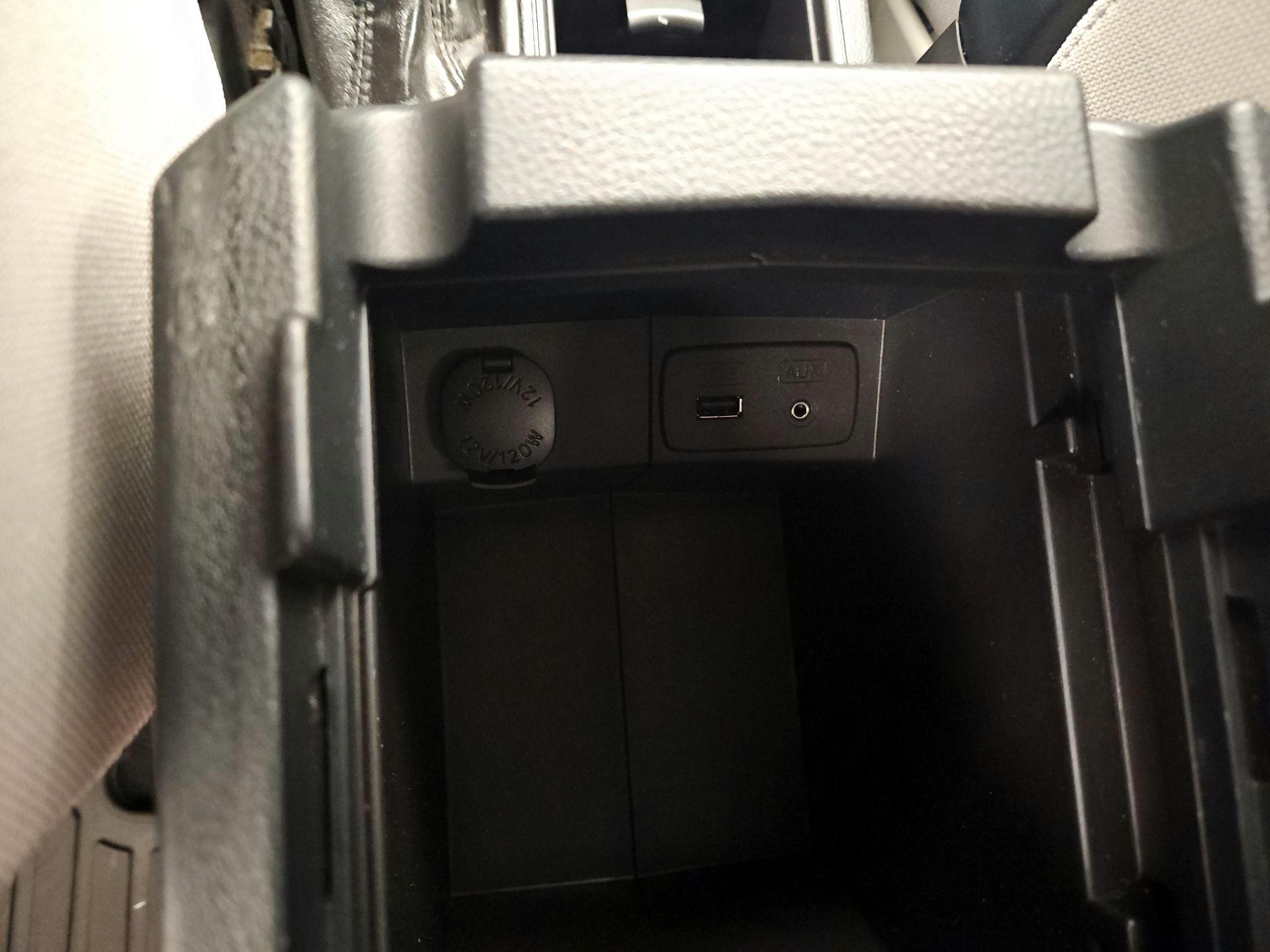 Thumbnail: 2015 Subaru Forester - 18