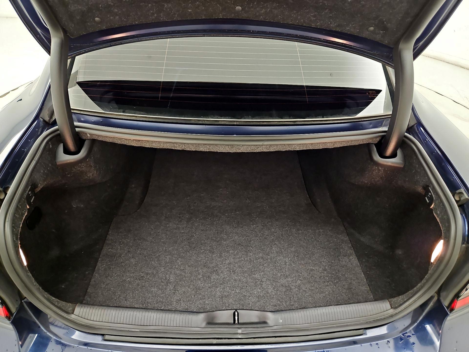 Thumbnail: 2015 Dodge Charger - 19