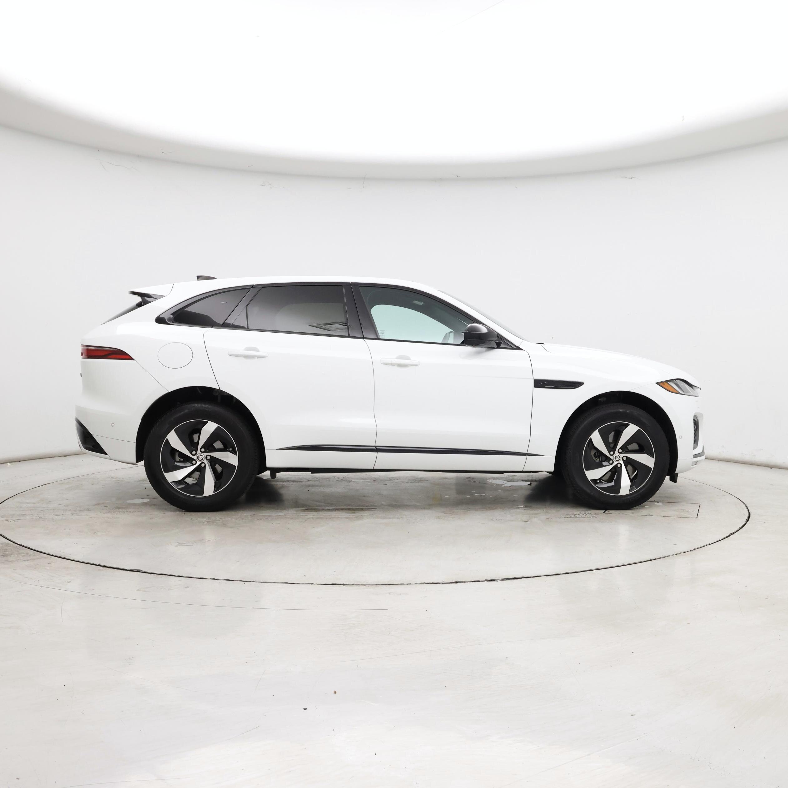 Thumbnail: 2026 Jaguar F-Pace - 7