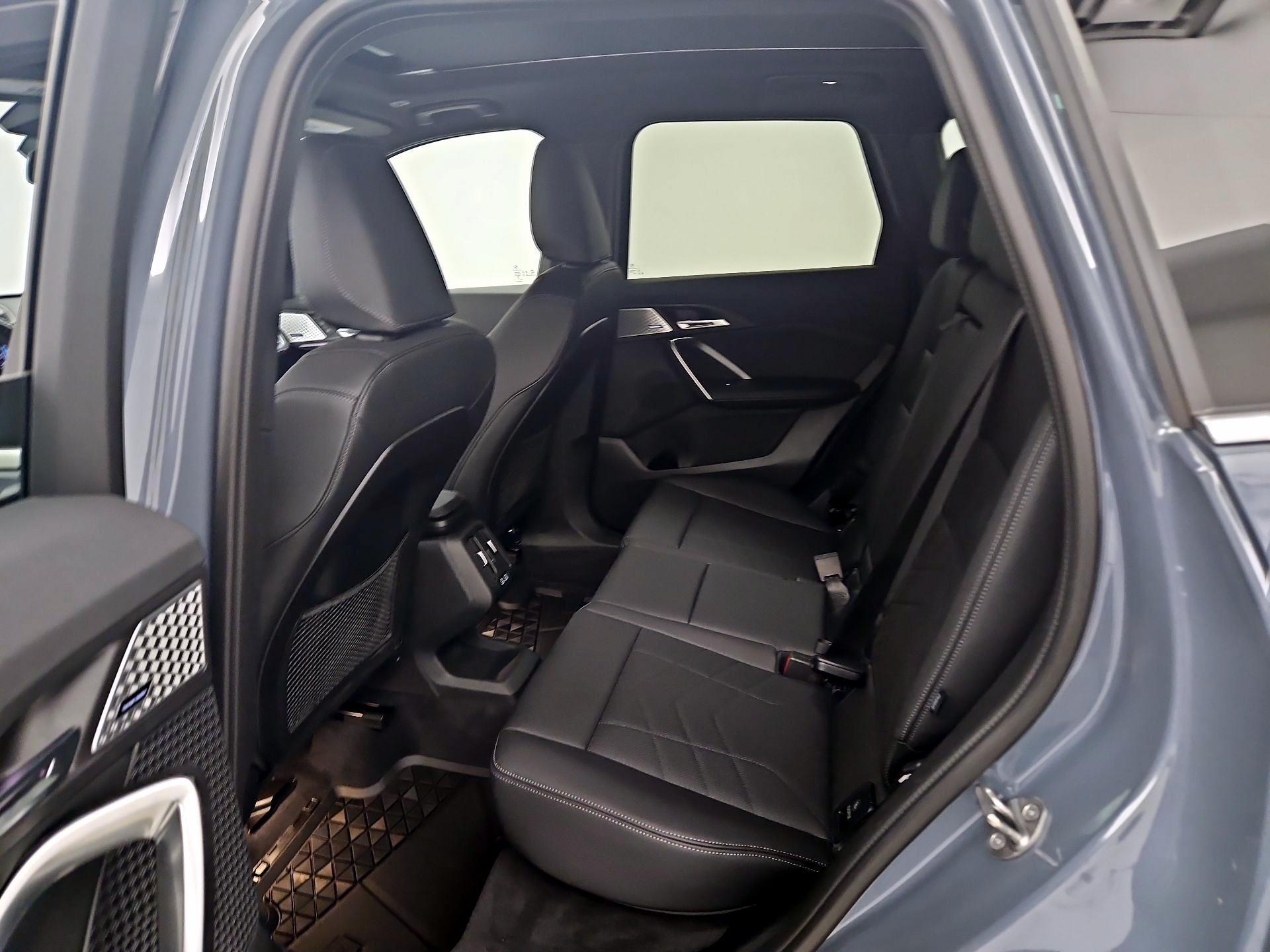 Thumbnail: 2024 BMW X1 - 20
