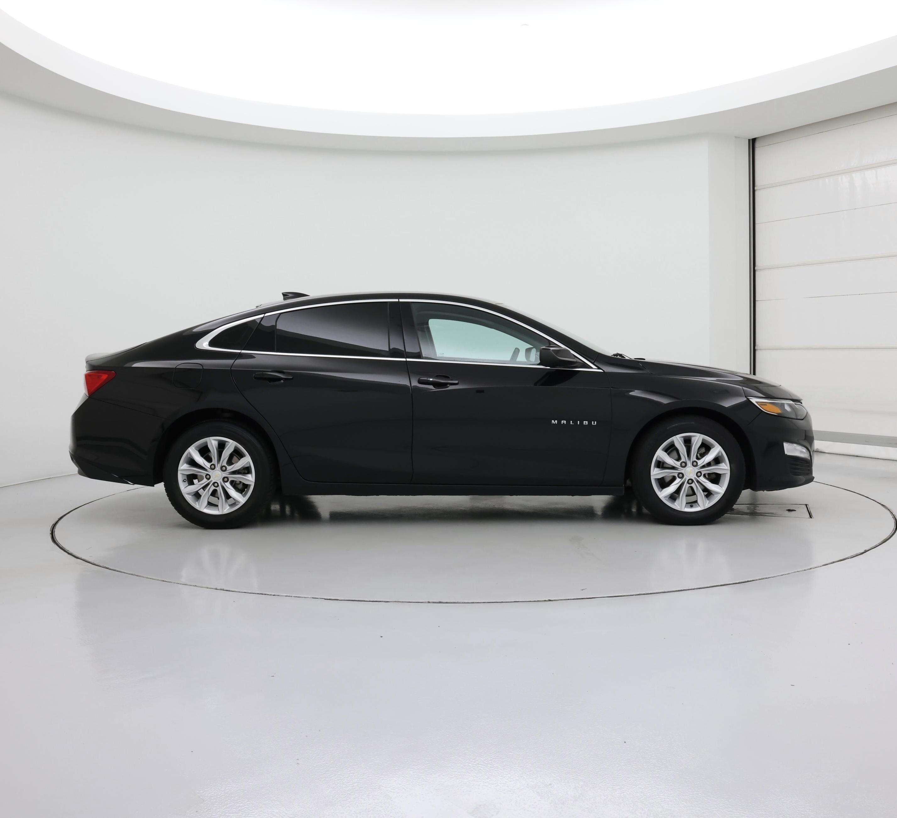 Thumbnail: 2023 Chevrolet Malibu - 7