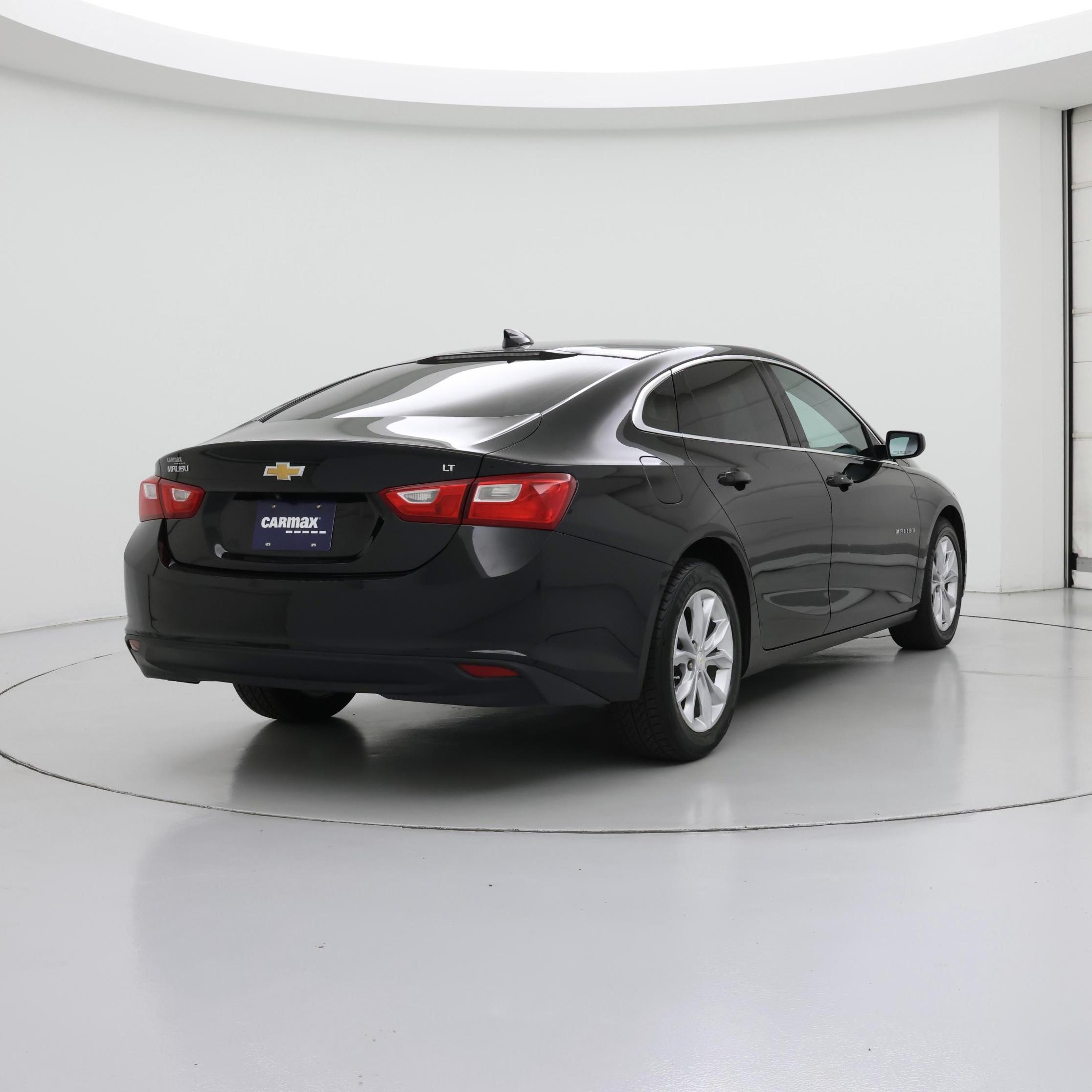 Thumbnail: 2023 Chevrolet Malibu - 8
