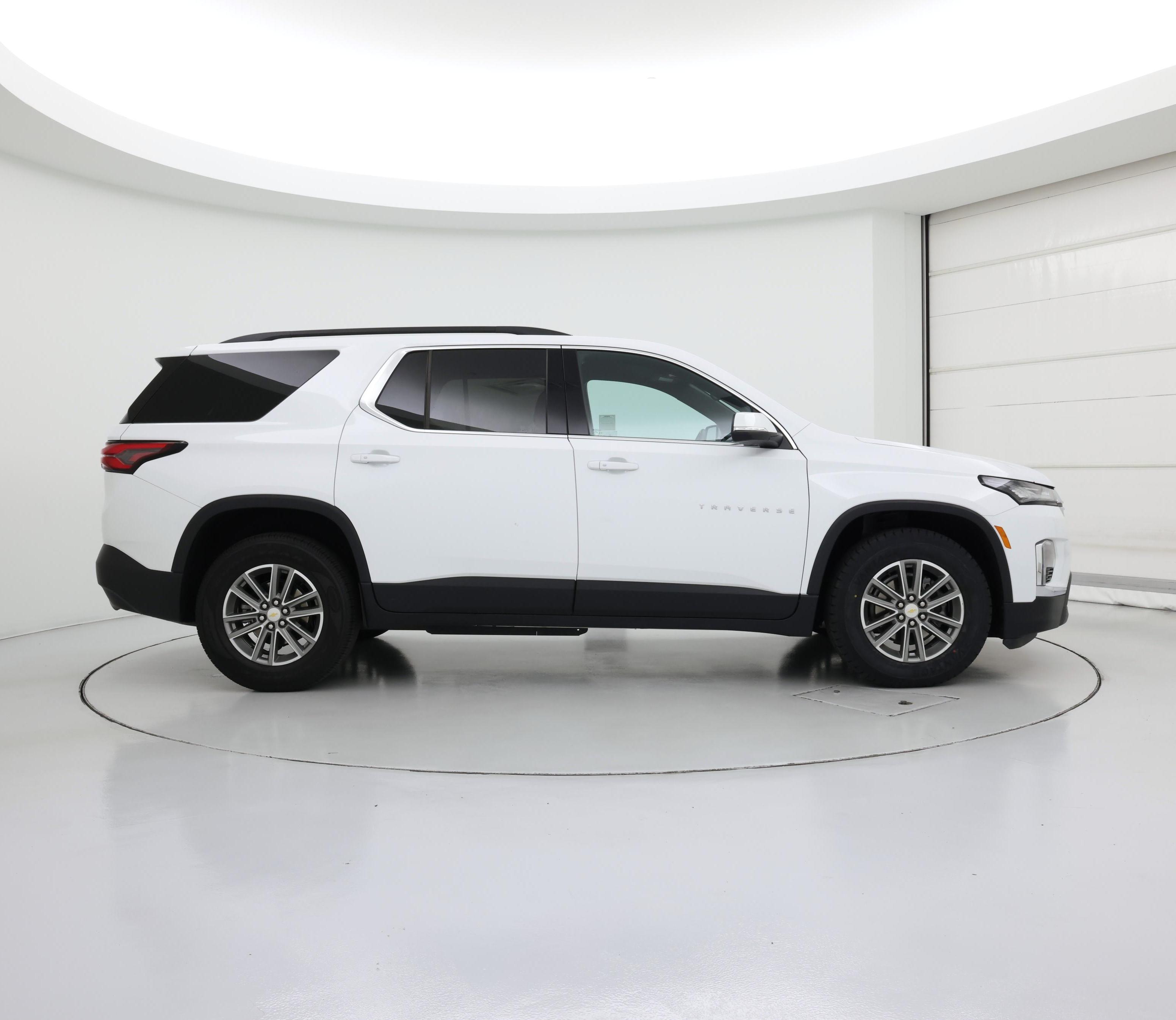 Thumbnail: 2023 Chevrolet Traverse - 7