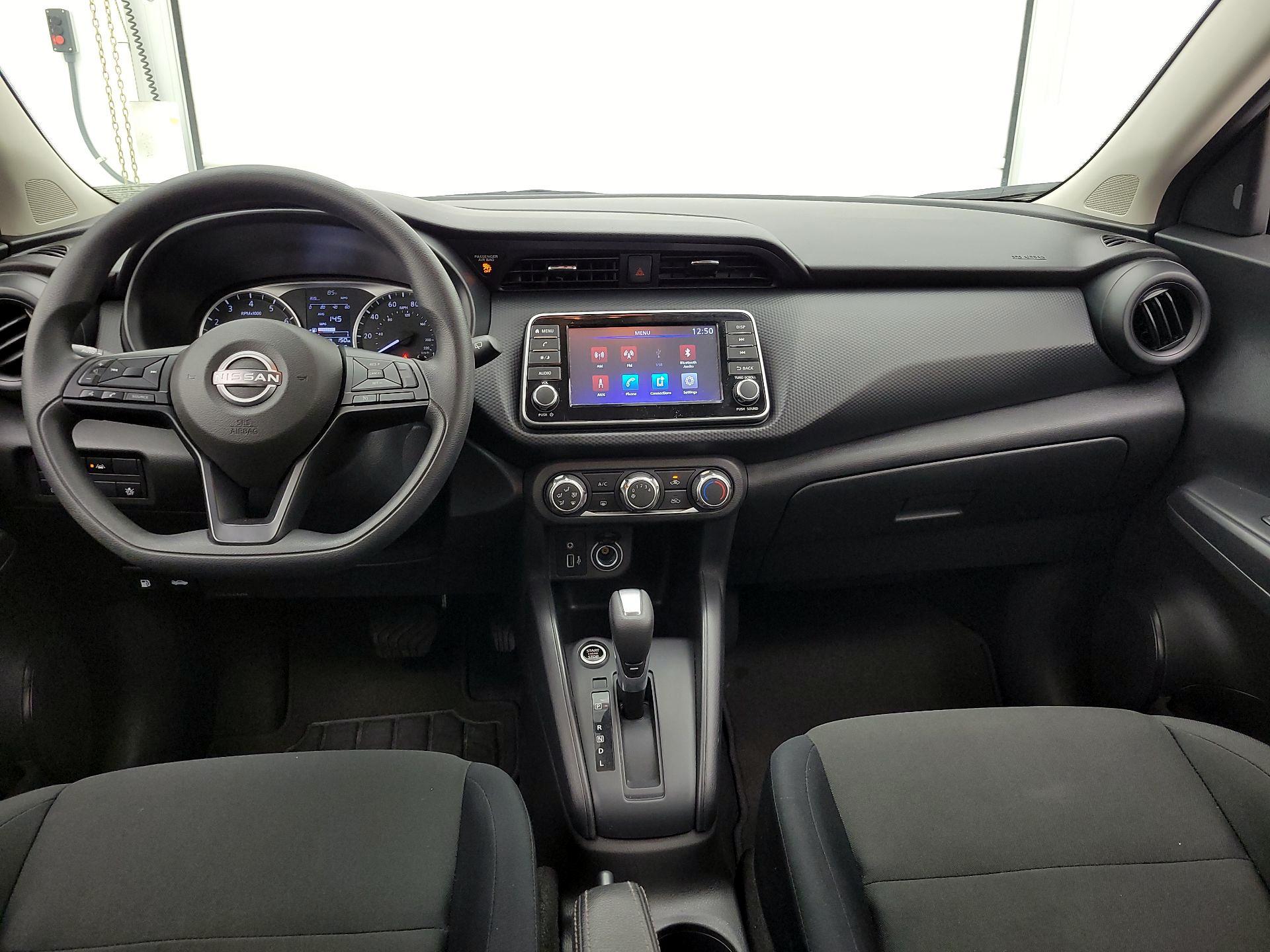 Thumbnail: 2025 Nissan Kicks - 9