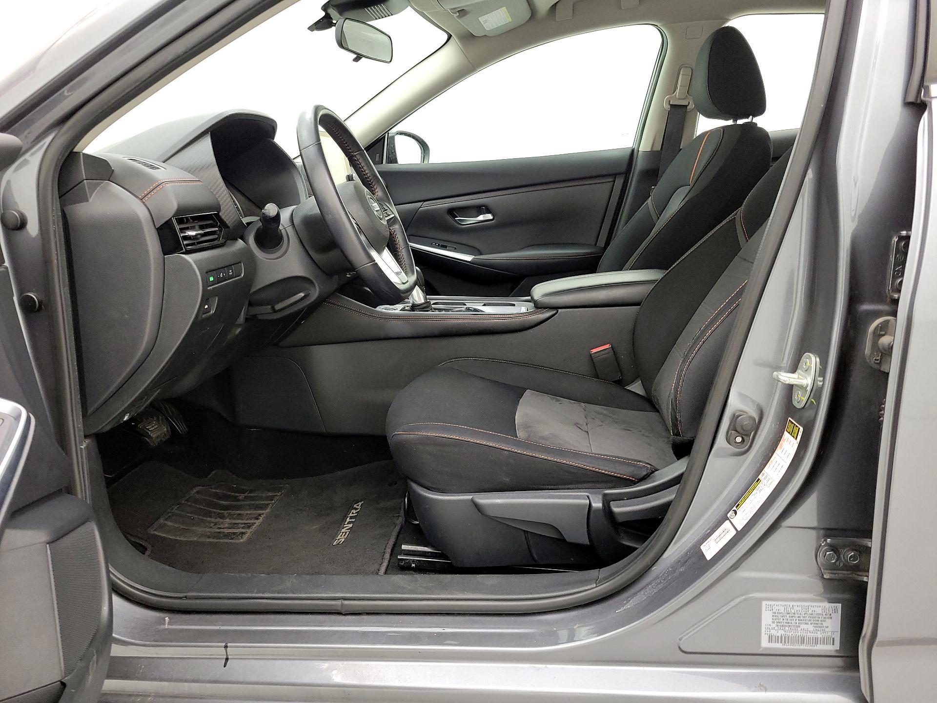 Thumbnail: 2021 Nissan Sentra - 11