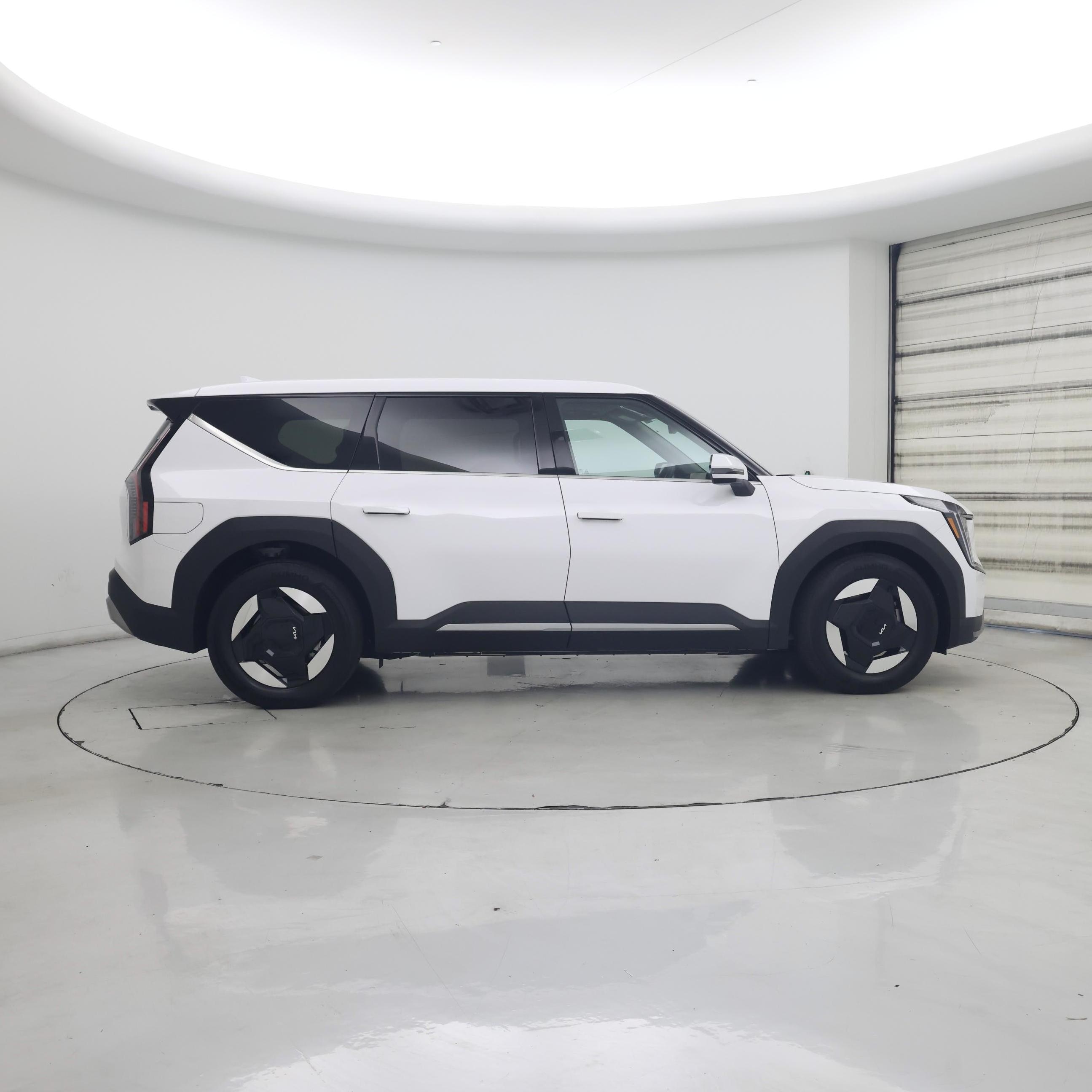 Thumbnail: 2026 Kia EV9 - 7