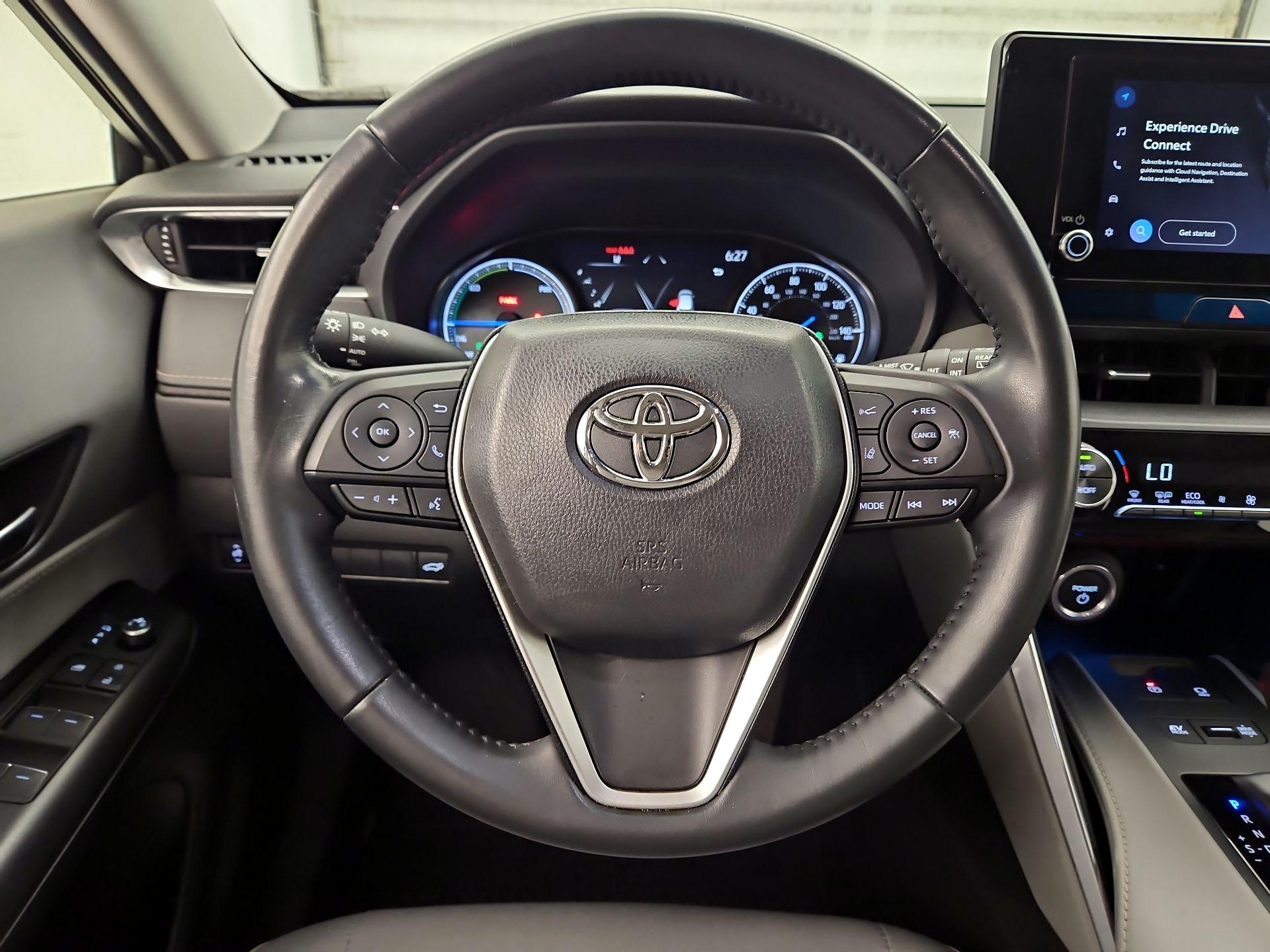 Thumbnail: 2023 Toyota Venza - 10