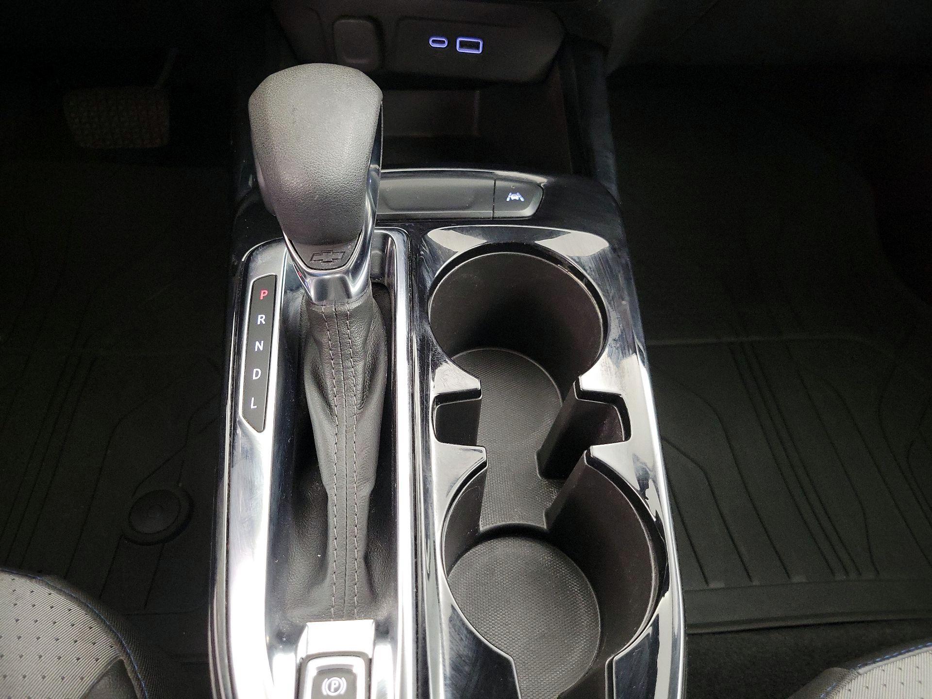 Thumbnail: 2025 Chevrolet Trax - 17
