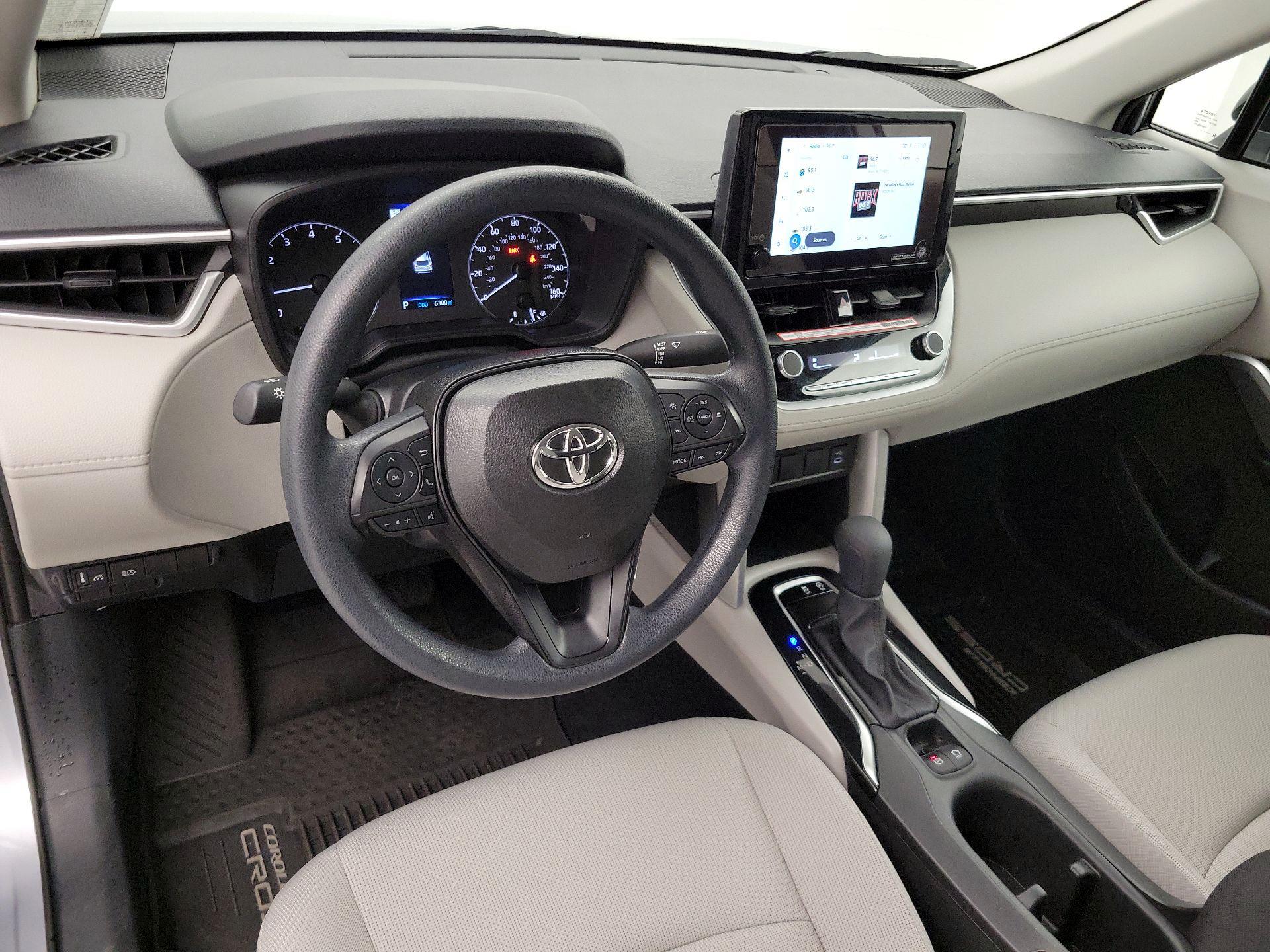 Thumbnail: 2025 Toyota Corolla Cross - 9