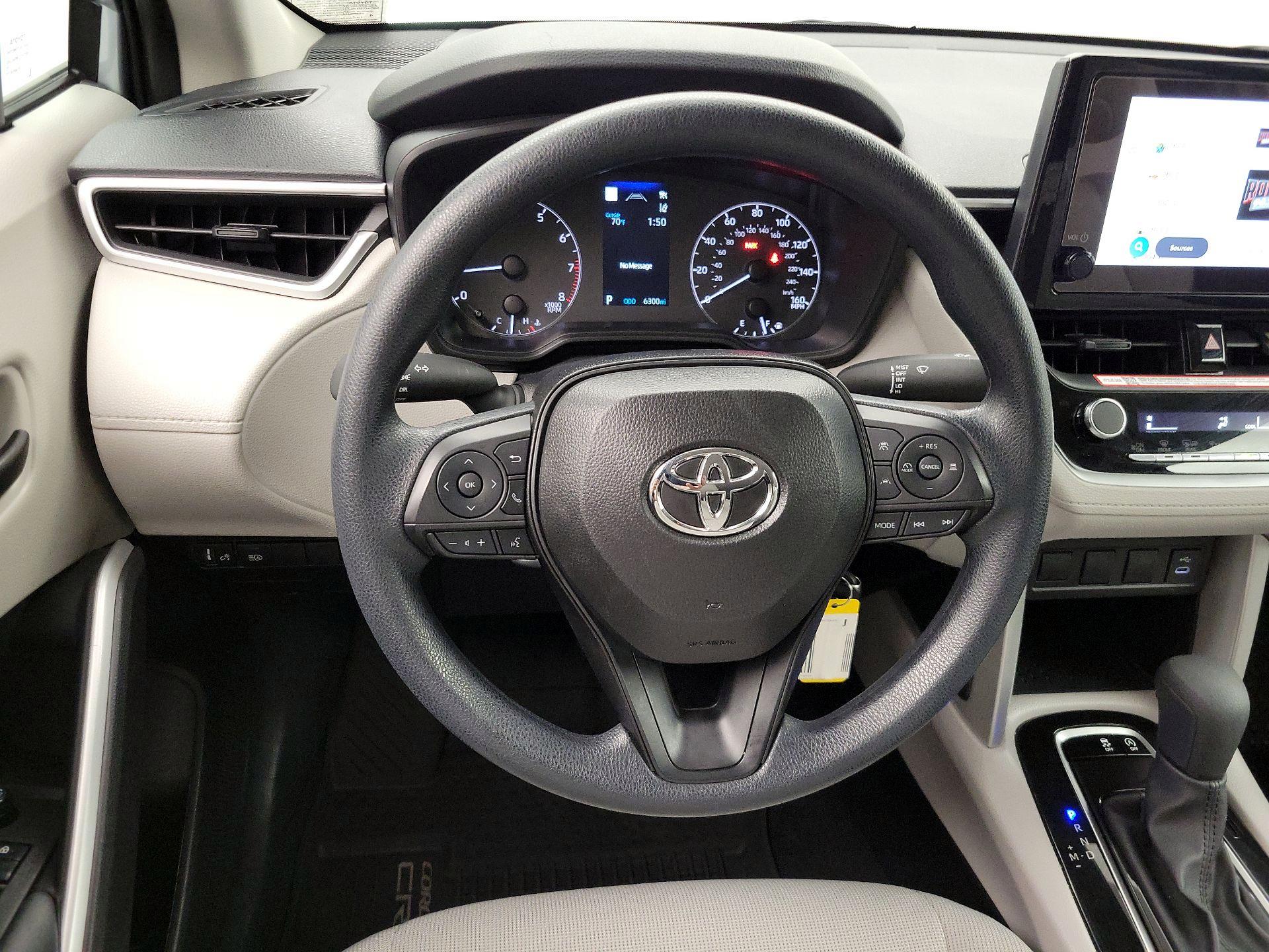 Thumbnail: 2025 Toyota Corolla Cross - 10