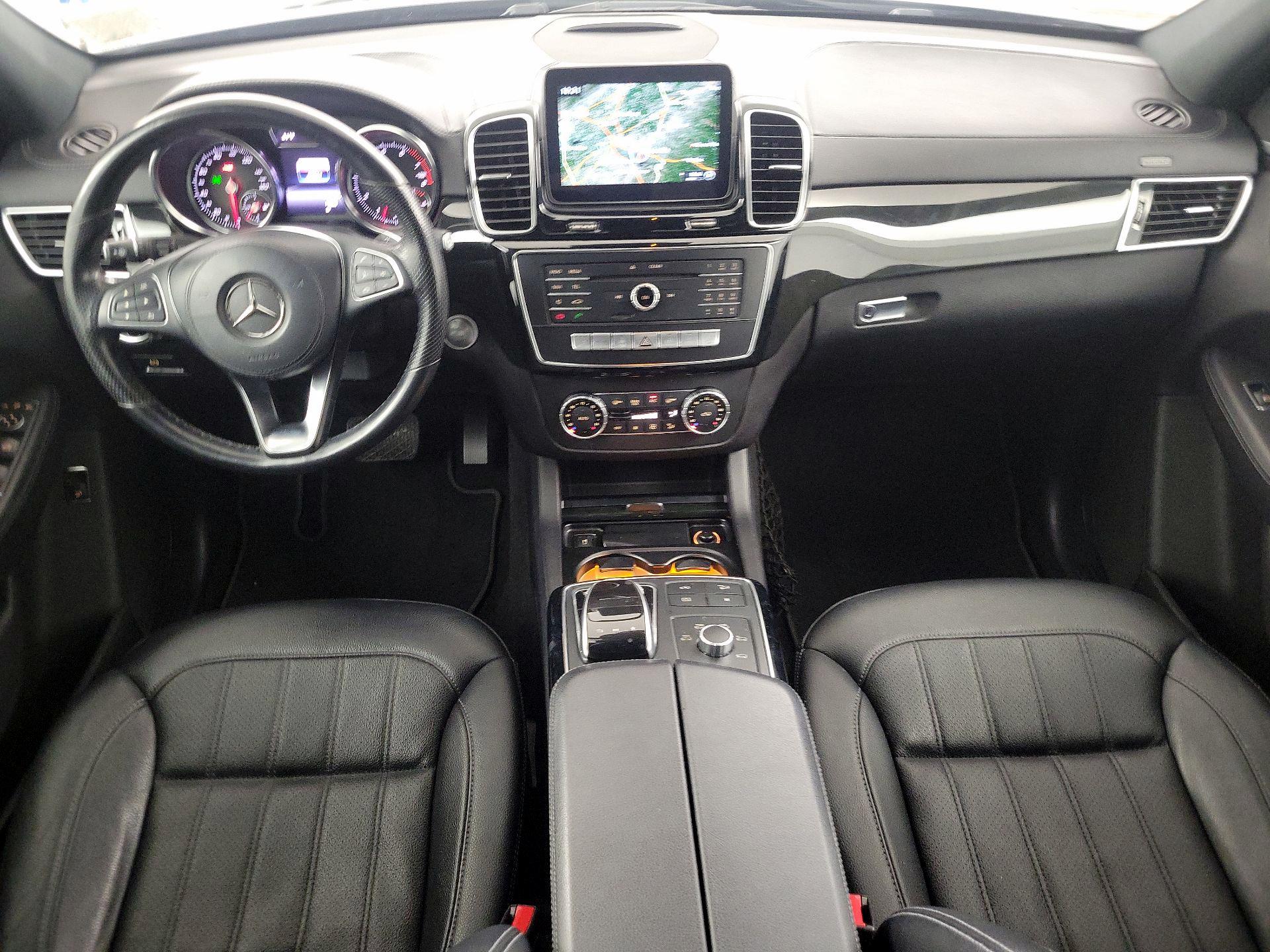 Thumbnail: 2019 Mercedes-Benz GLS - 9