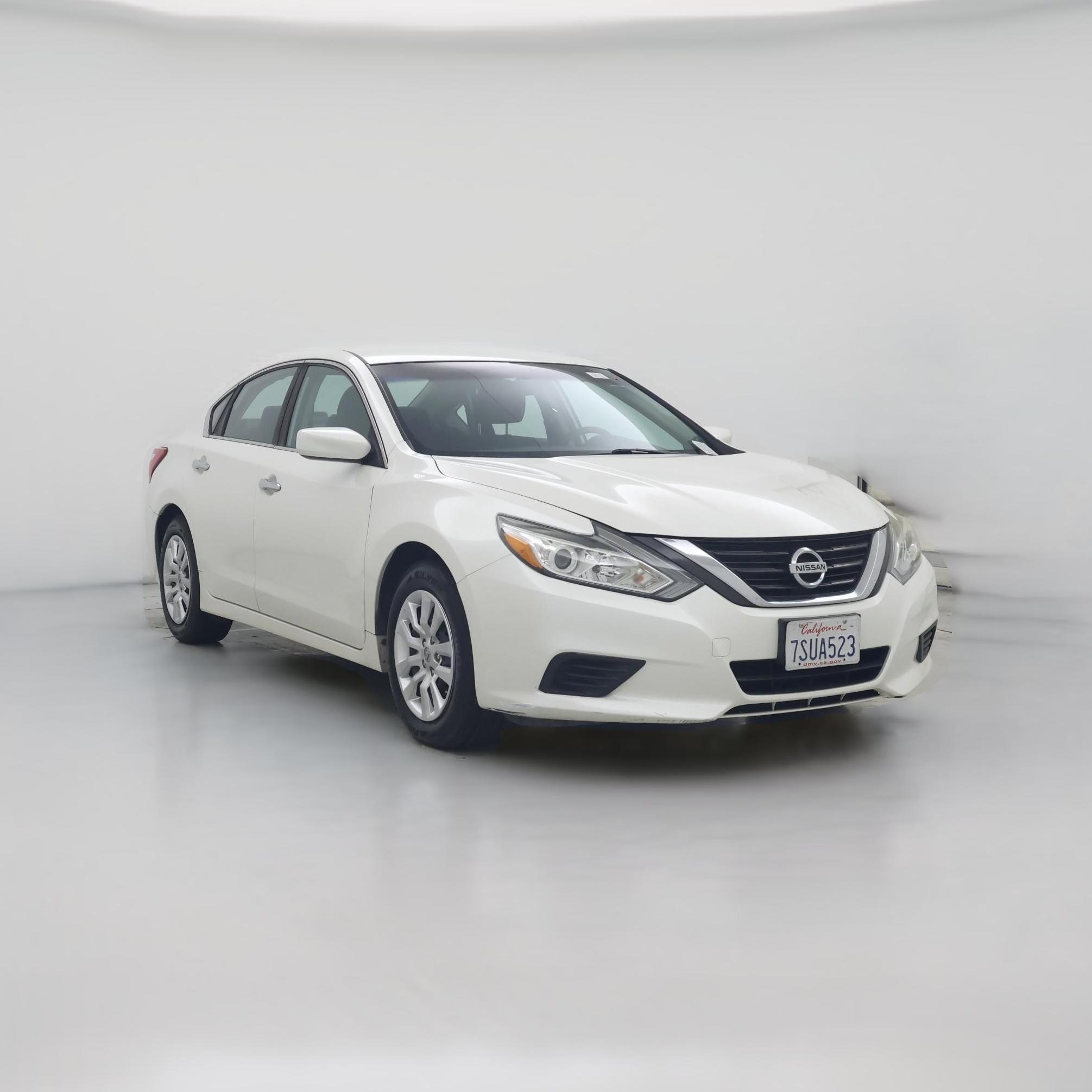 Thumbnail: 2016 Nissan Altima - 1