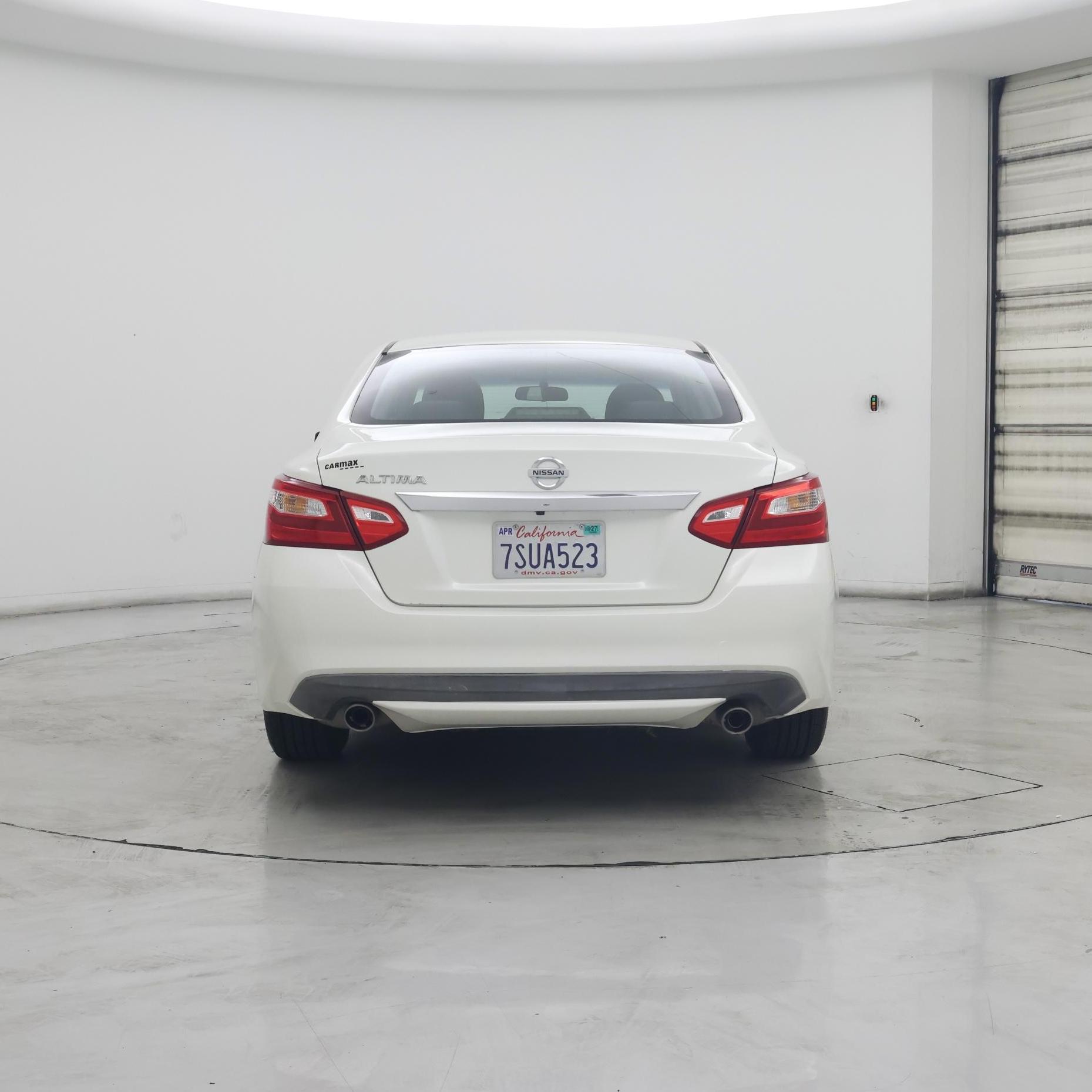 Thumbnail: 2016 Nissan Altima - 6