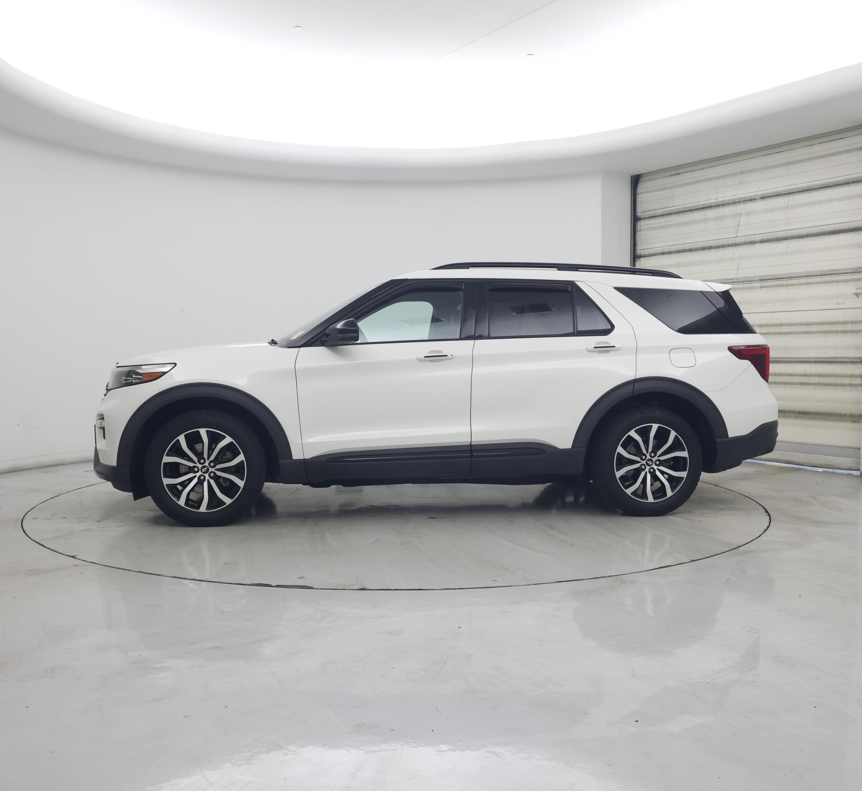 Thumbnail: 2020 Ford Explorer - 3