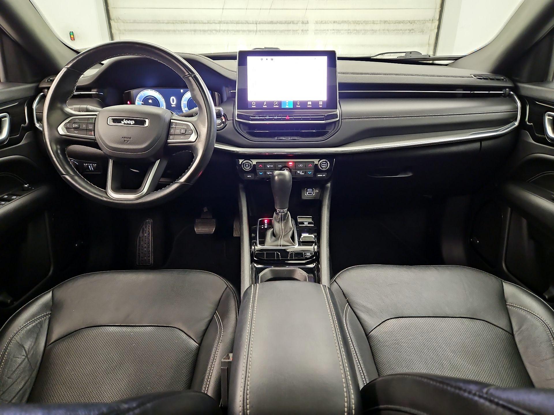 Thumbnail: 2022 Jeep Compass - 9
