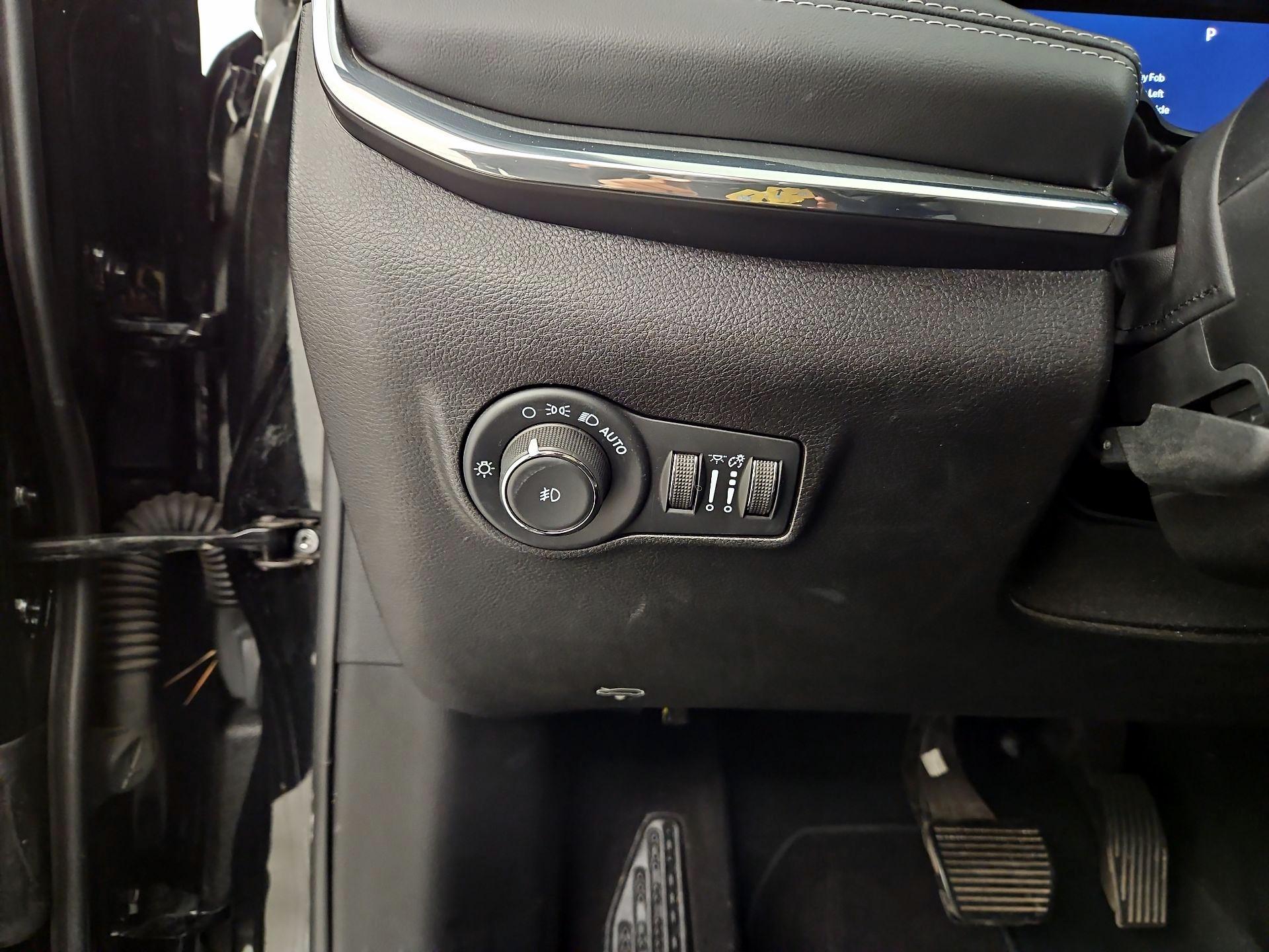 Thumbnail: 2022 Jeep Compass - 13
