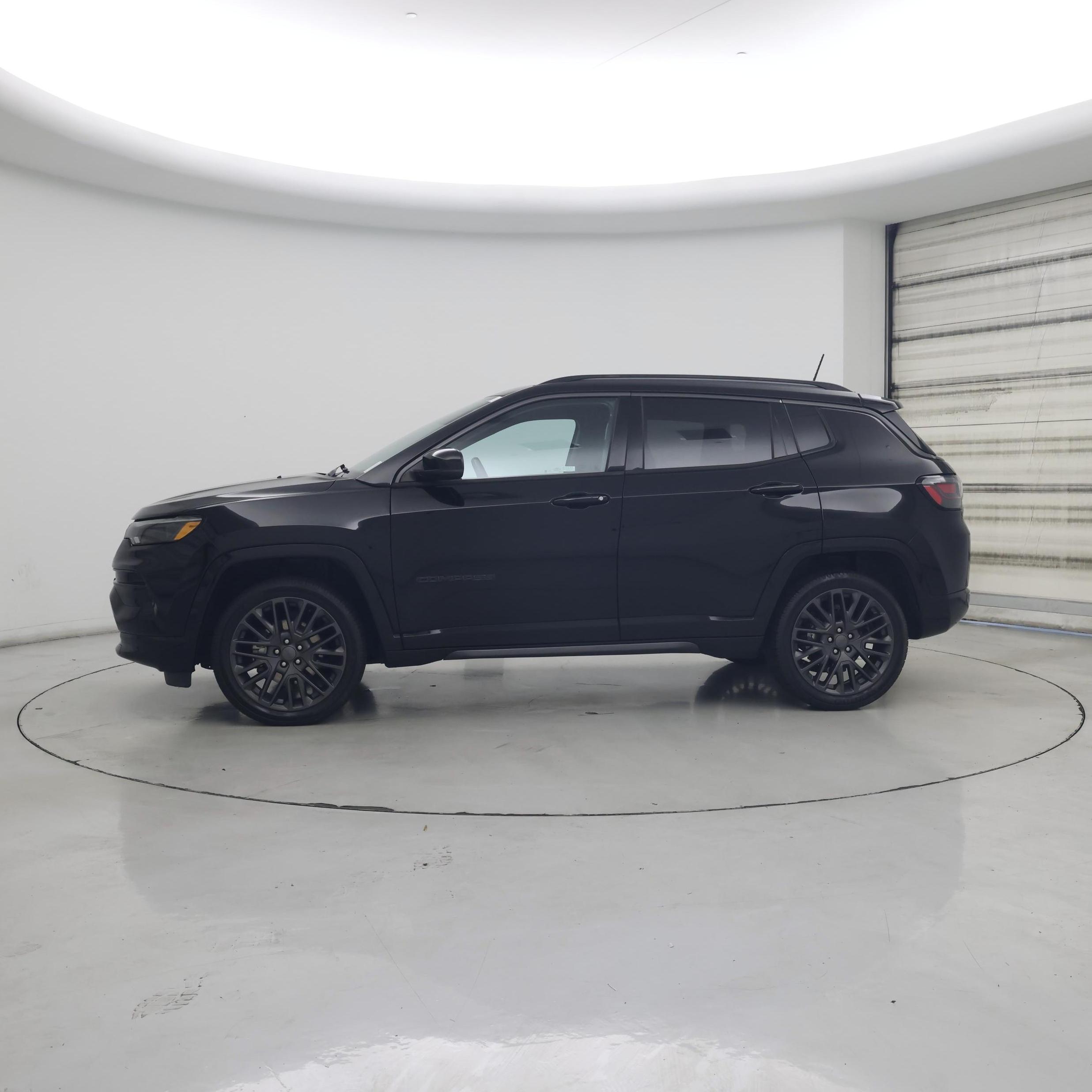 Thumbnail: 2022 Jeep Compass - 3