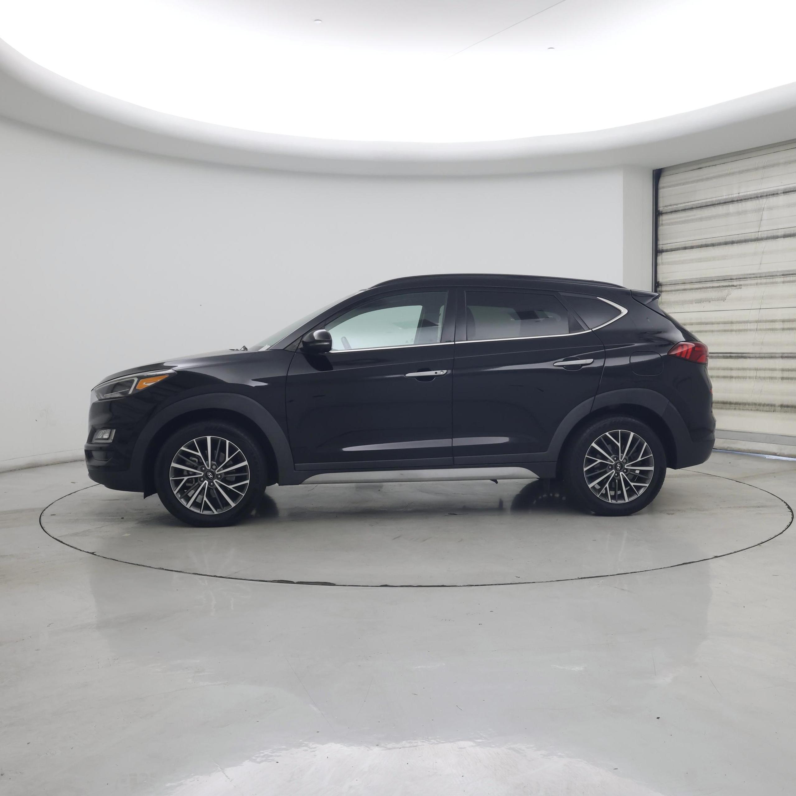 Thumbnail: 2021 Hyundai Tucson - 3