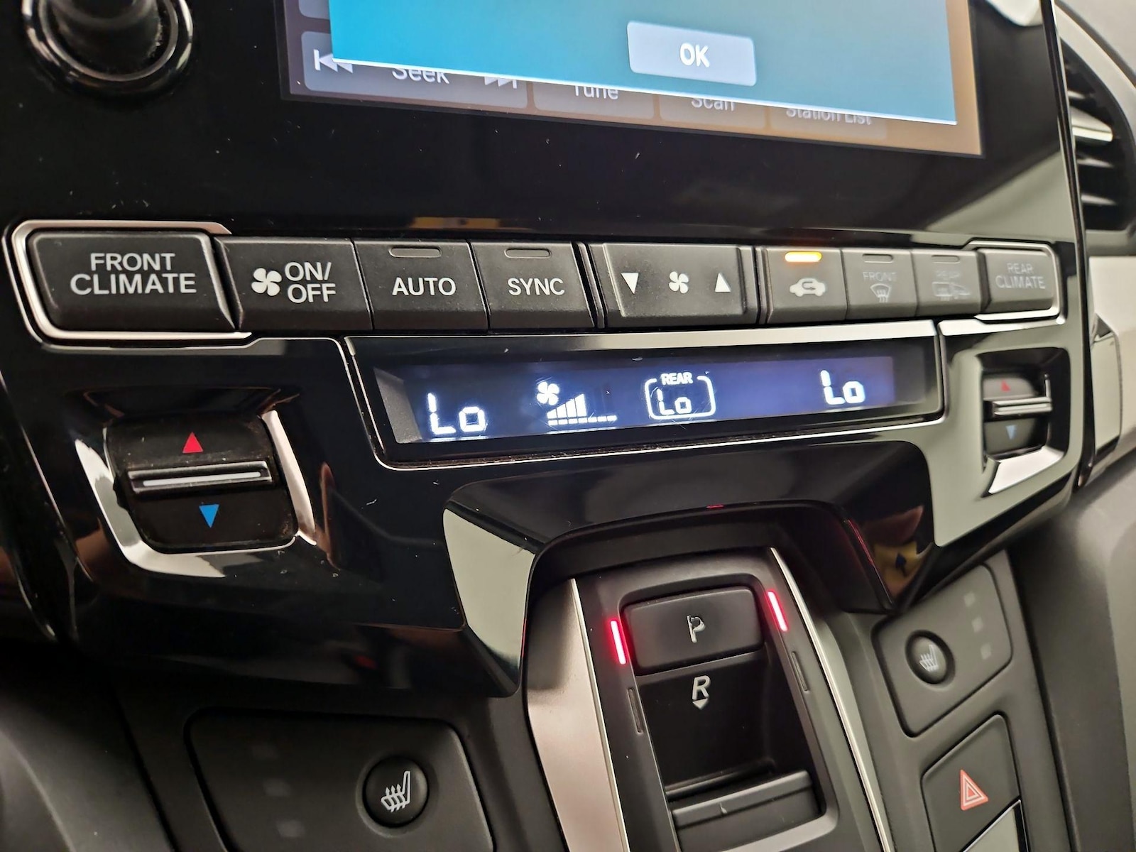 2019 Honda Odyssey EX - Photo 8