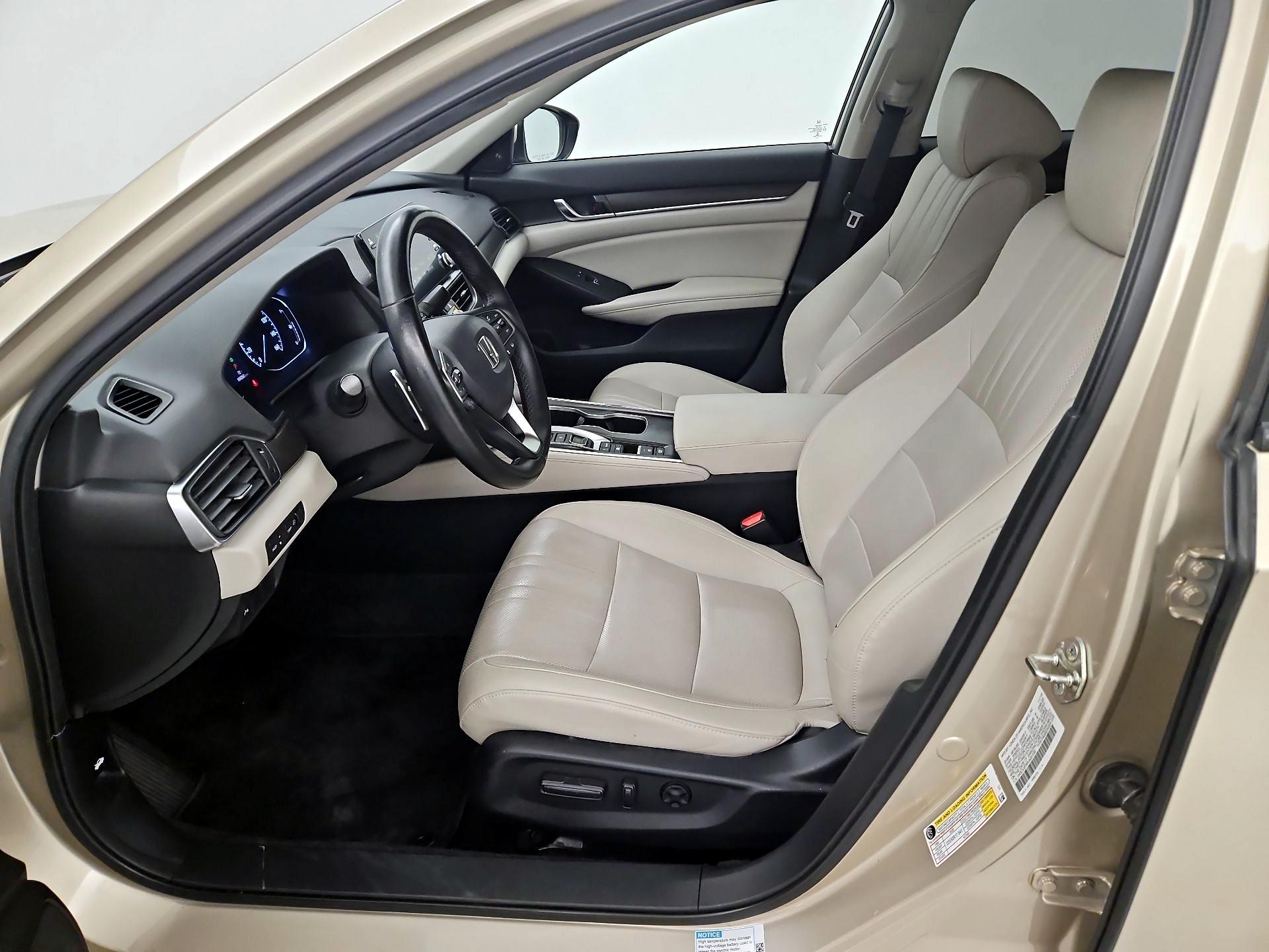 Thumbnail: 2019 Honda Accord - 11
