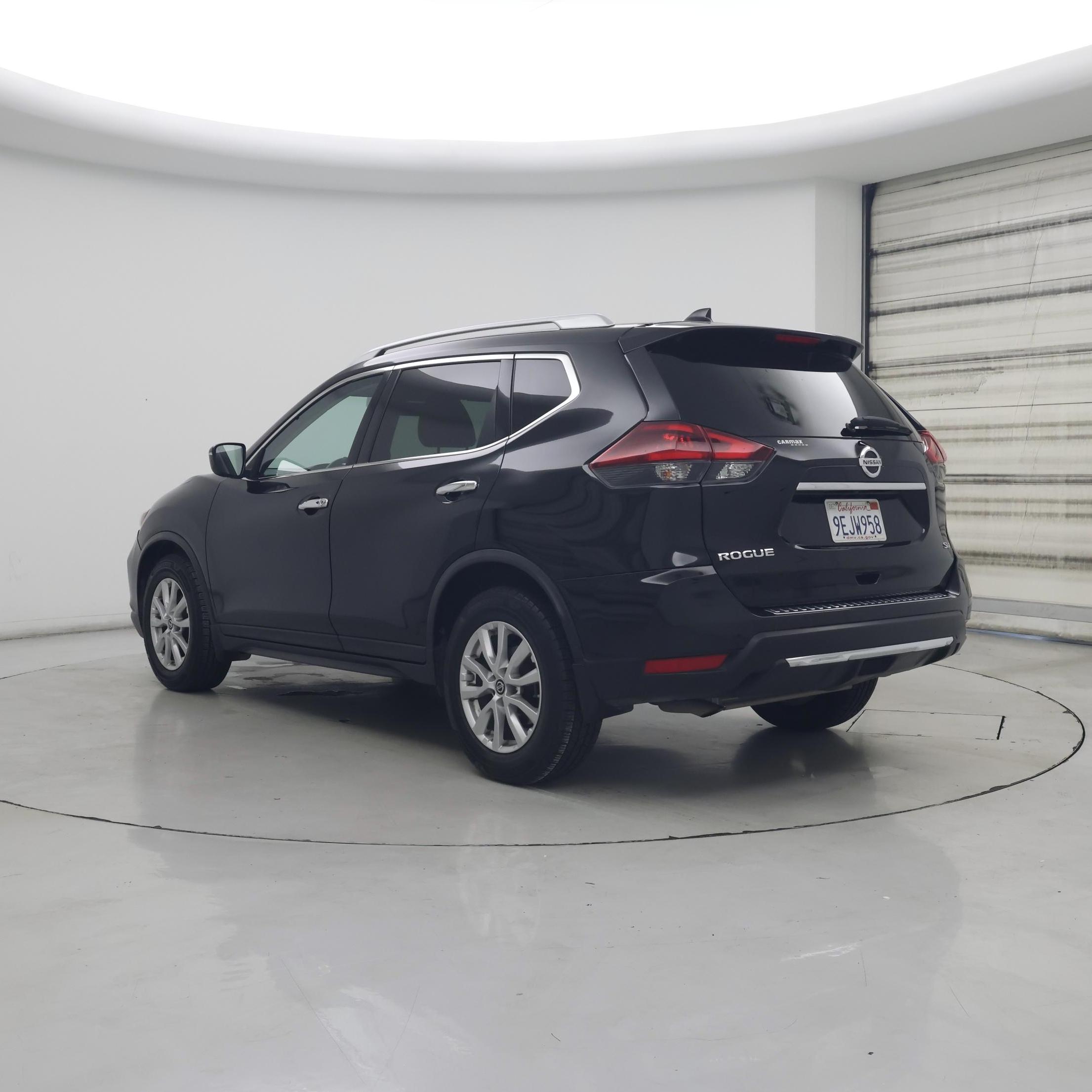 Thumbnail: 2018 Nissan Rogue - 2