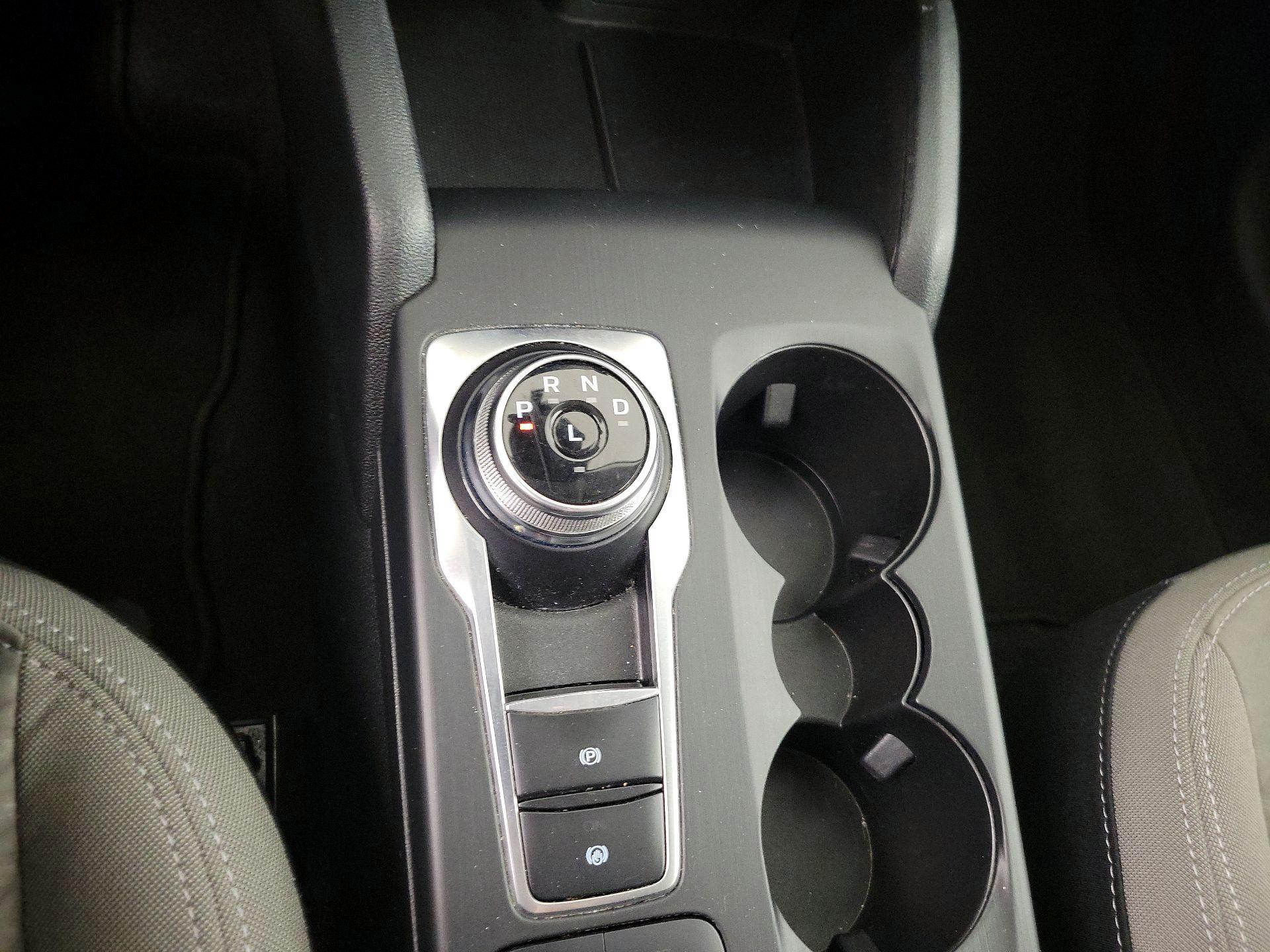 Thumbnail: 2022 Ford Escape - 17