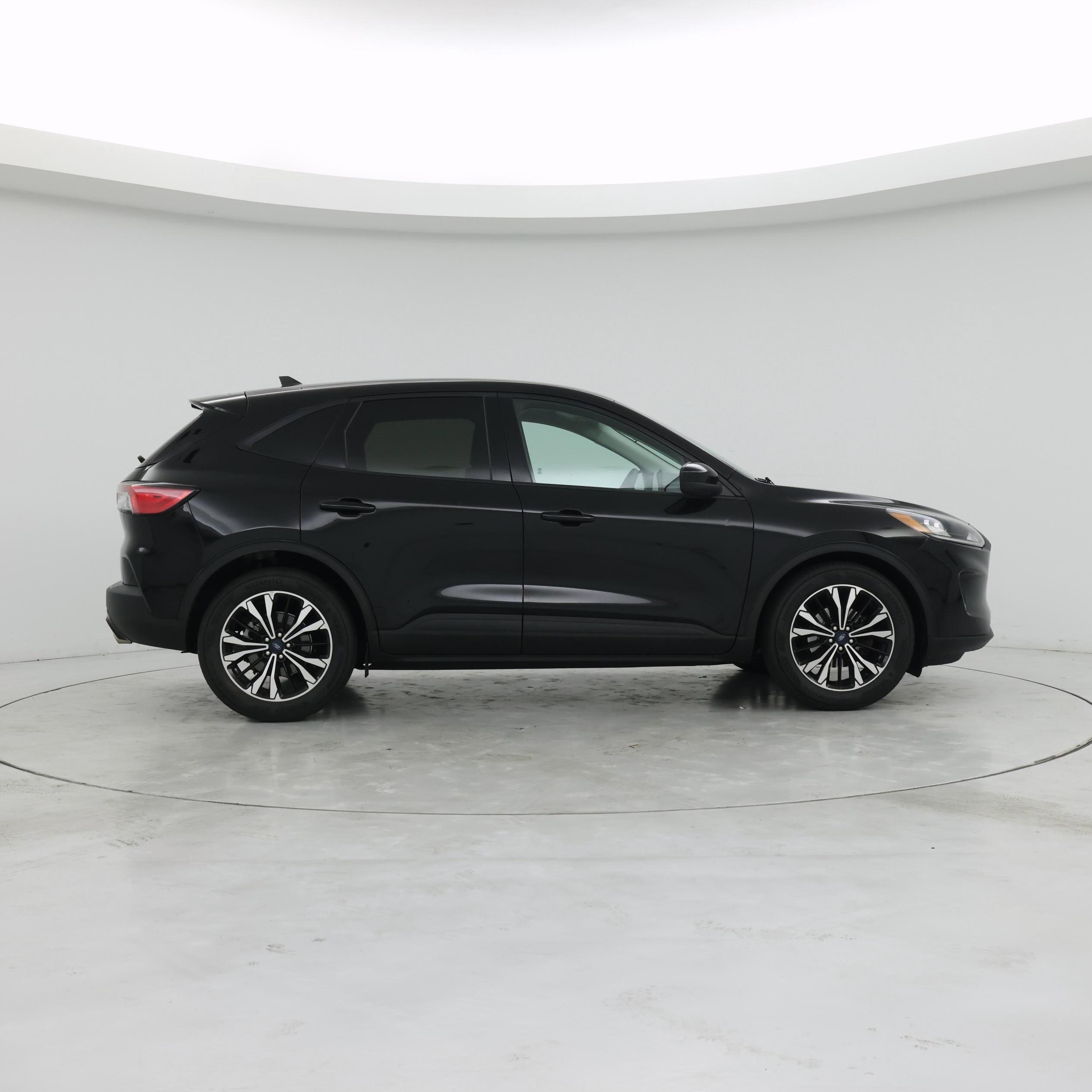 Thumbnail: 2022 Ford Escape - 7