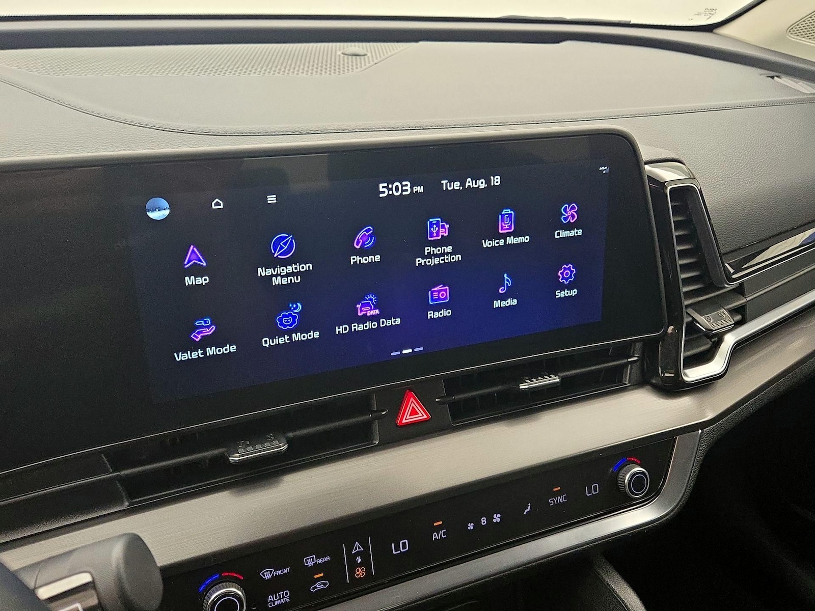 2024 Kia Sportage EX - Photo 16