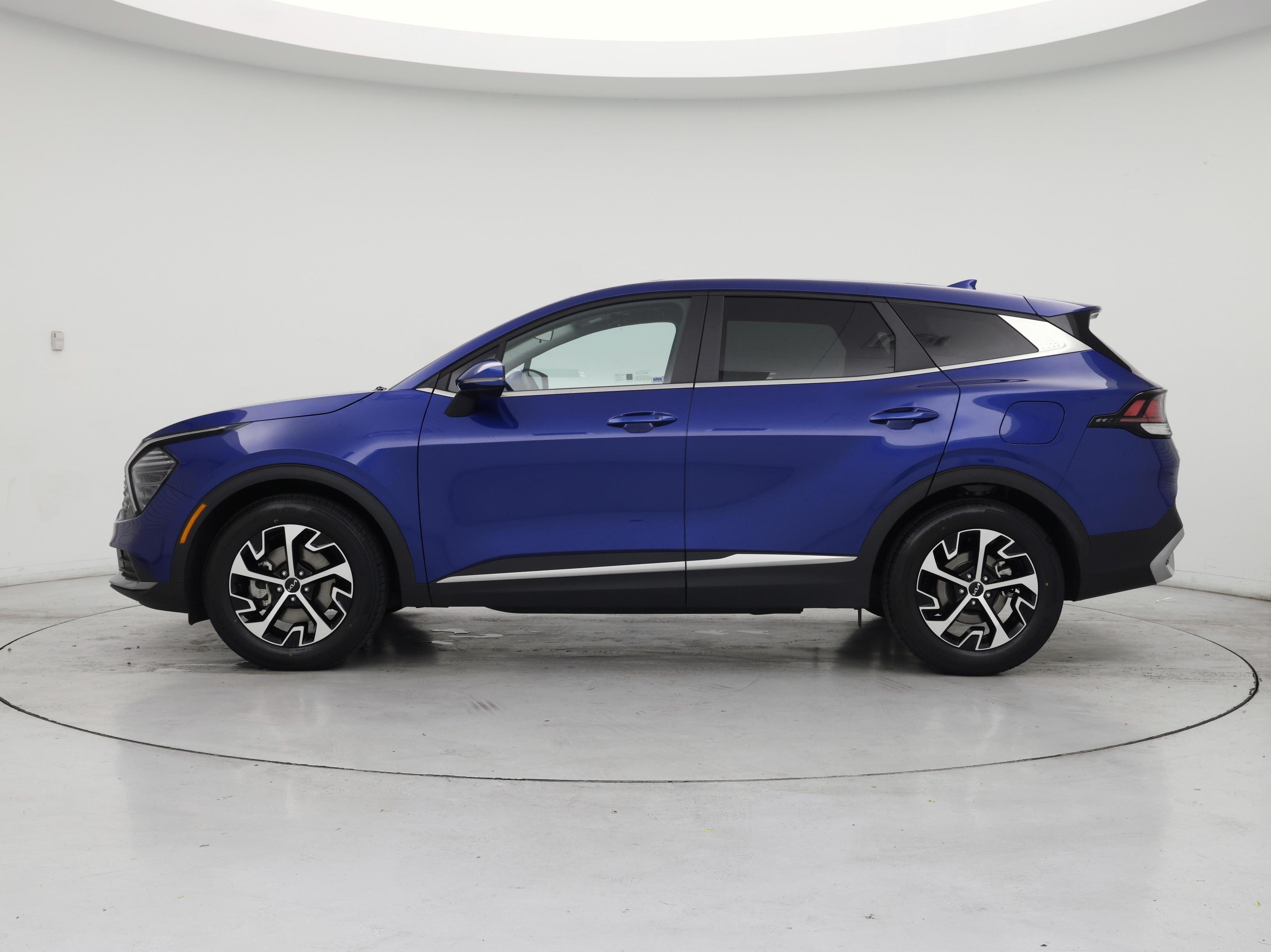 Thumbnail: 2024 Kia Sportage - 3