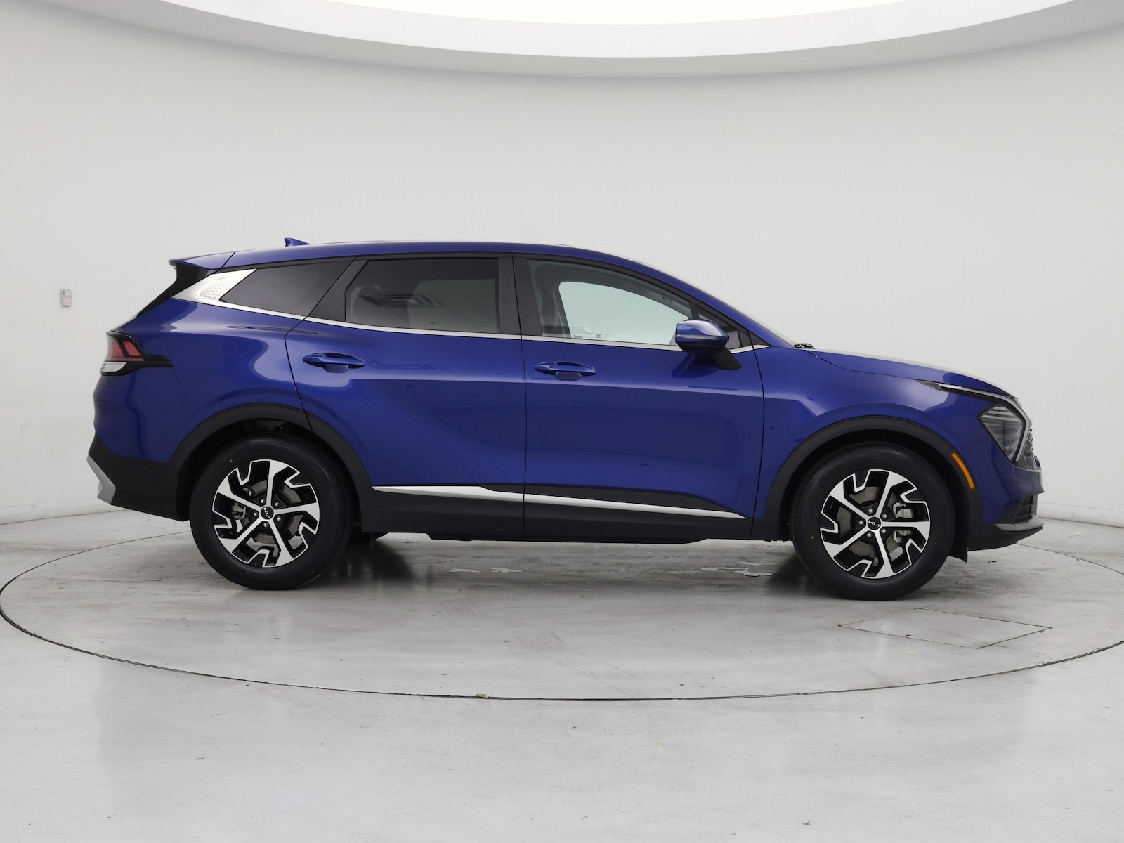 2024 Kia Sportage EX - Photo 8