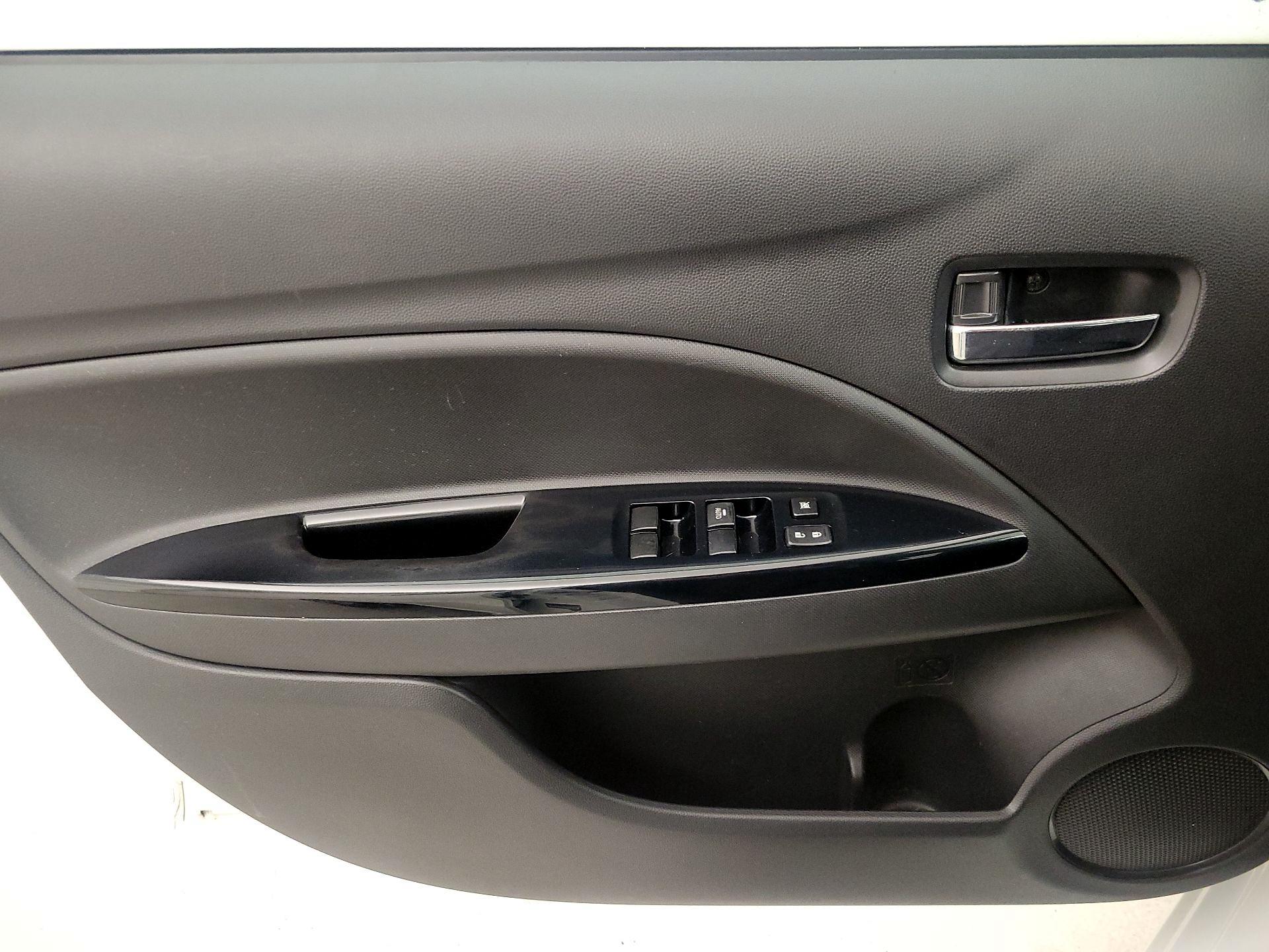 Thumbnail: 2017 Mitsubishi Mirage G4 - 12