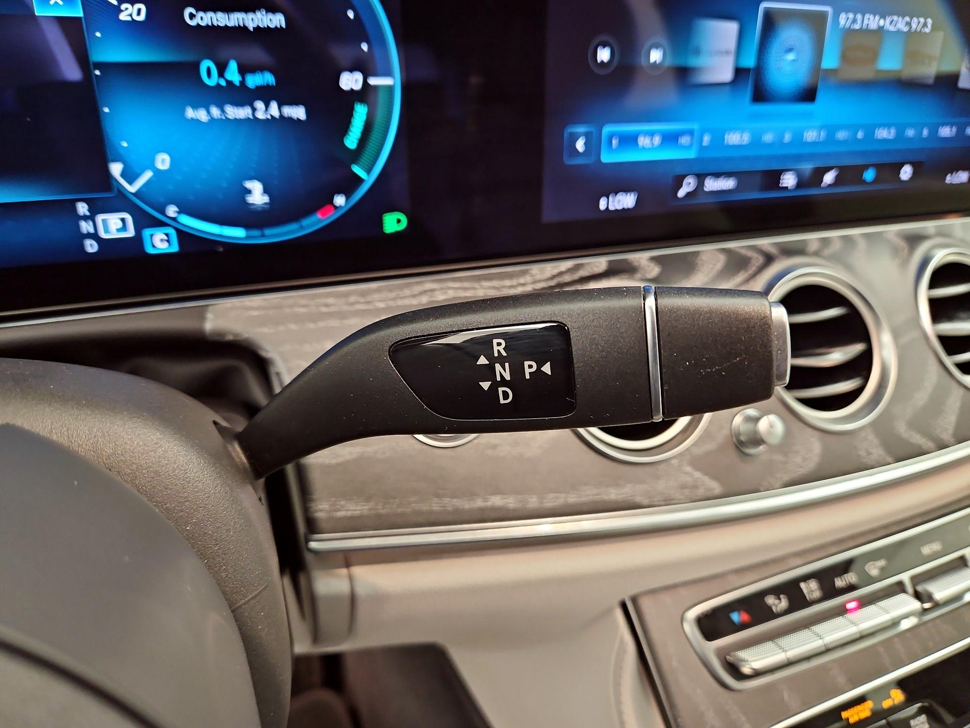 Thumbnail: 2021 Mercedes-Benz E-Class - 18
