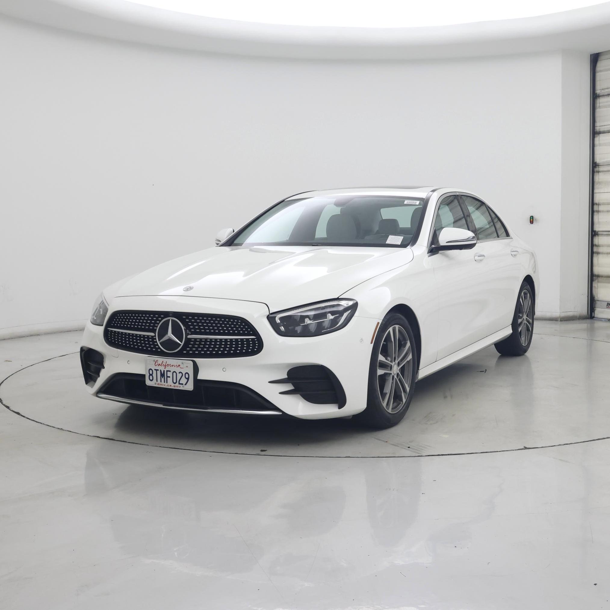Thumbnail: 2021 Mercedes-Benz E-Class - 4