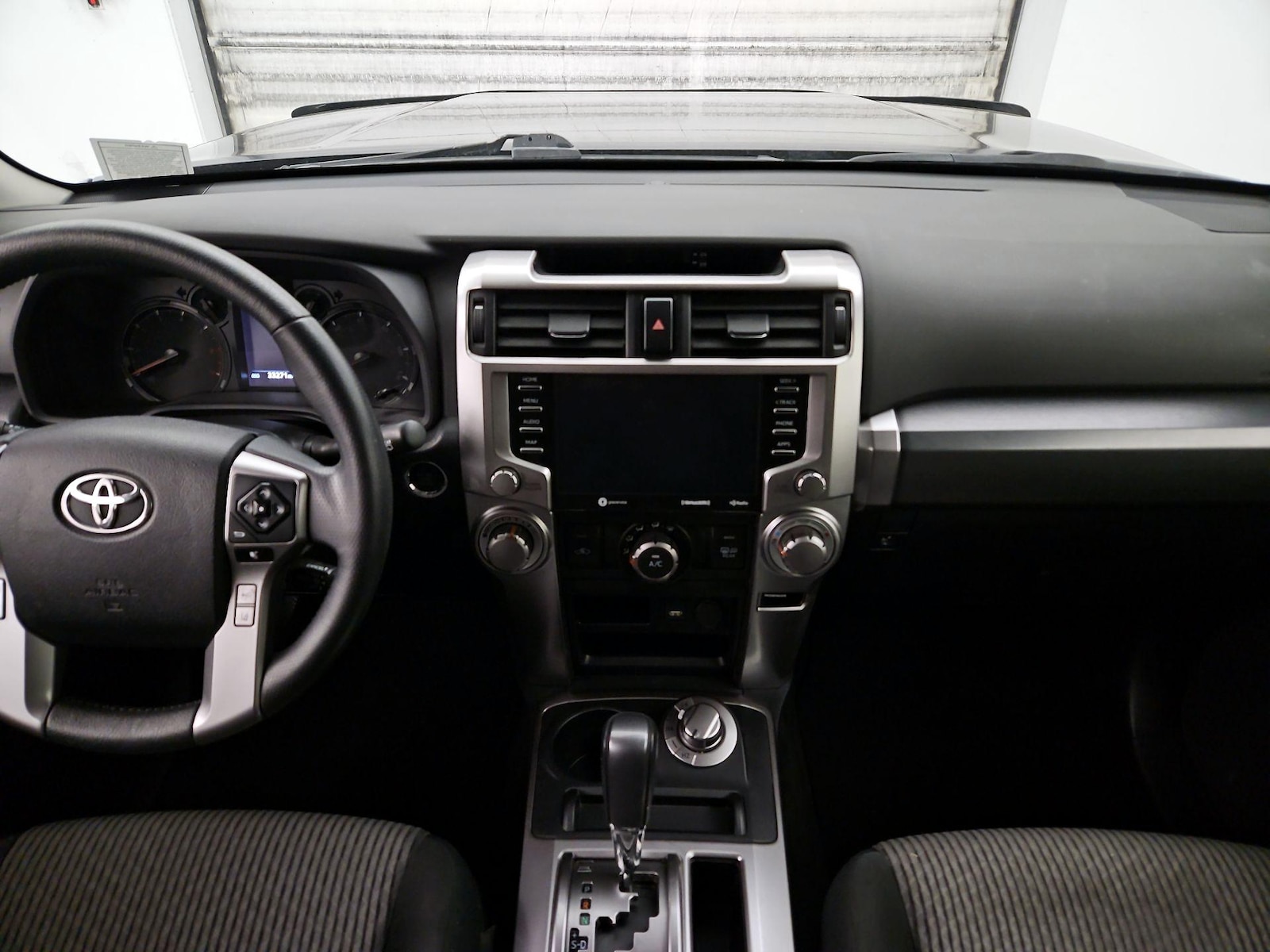 2023 Toyota 4Runner SR5 - Photo 10