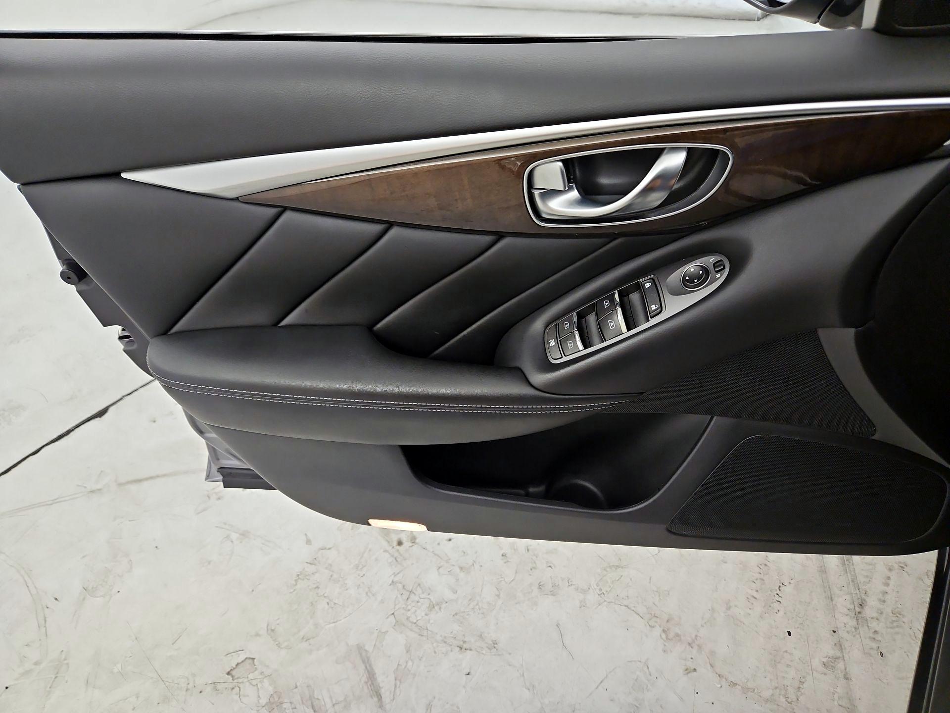 Thumbnail: 2018 INFINITI Q50 - 12