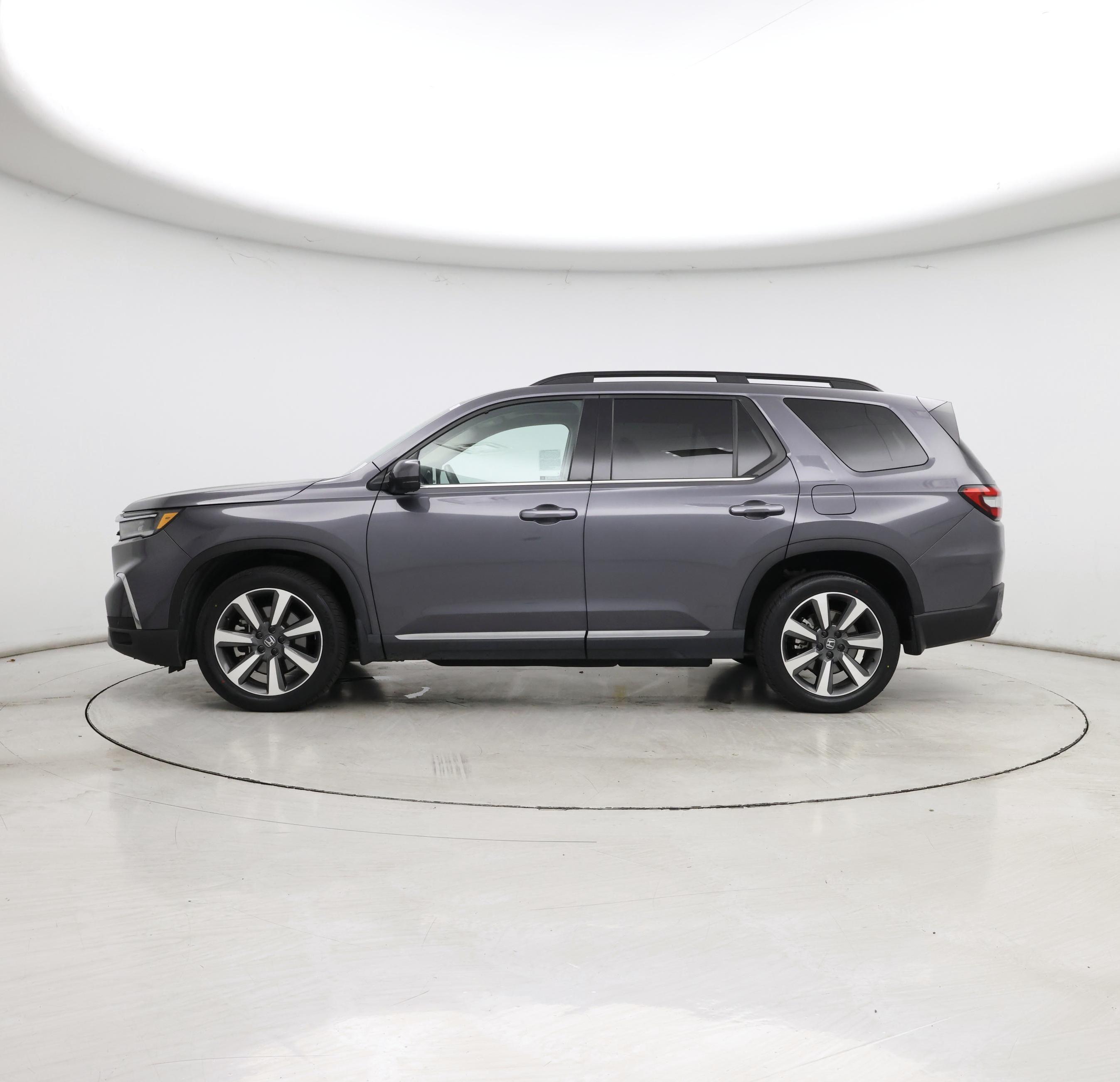 Thumbnail: 2023 Honda Pilot - 3