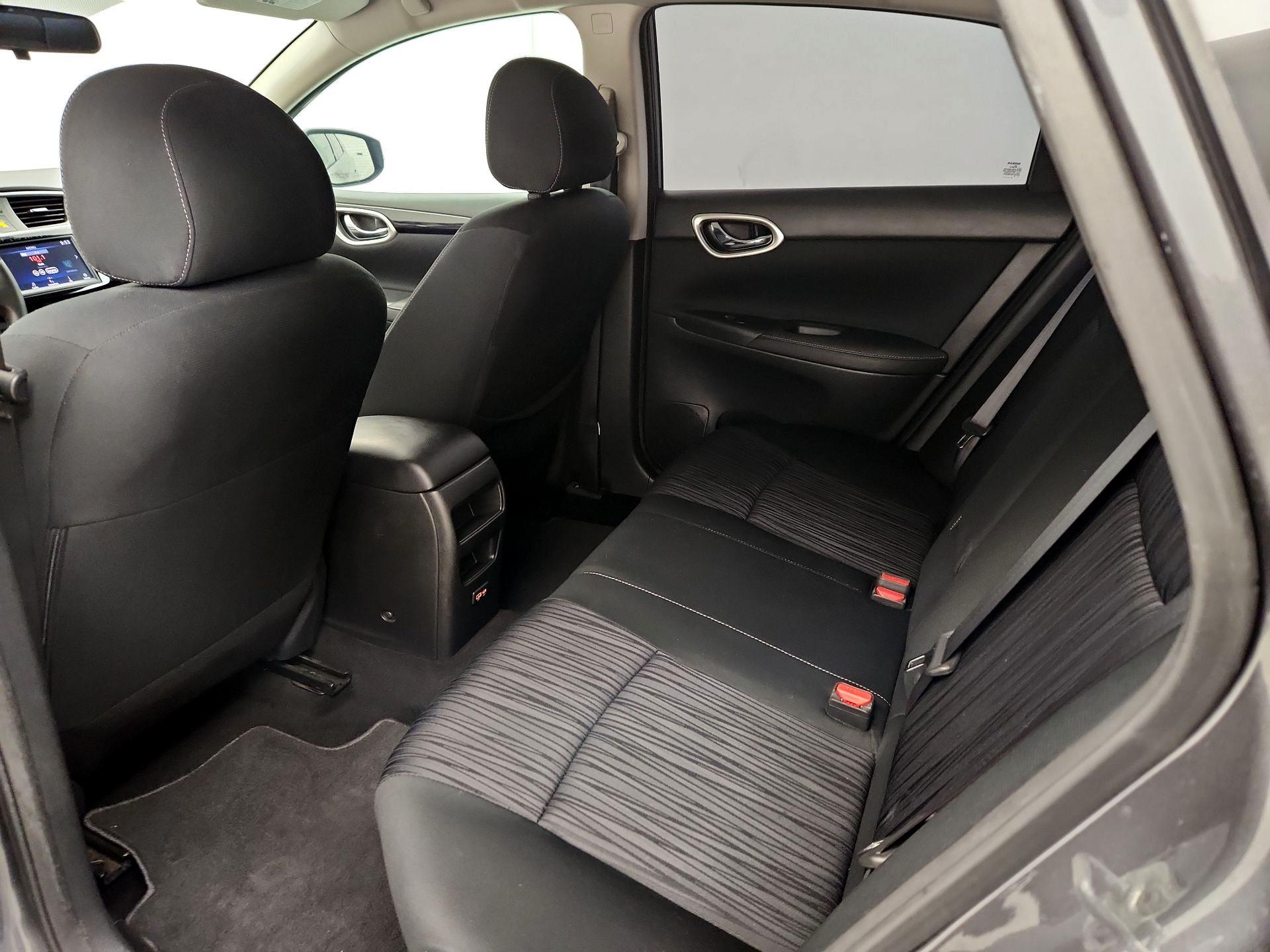 Thumbnail: 2019 Nissan Sentra - 18