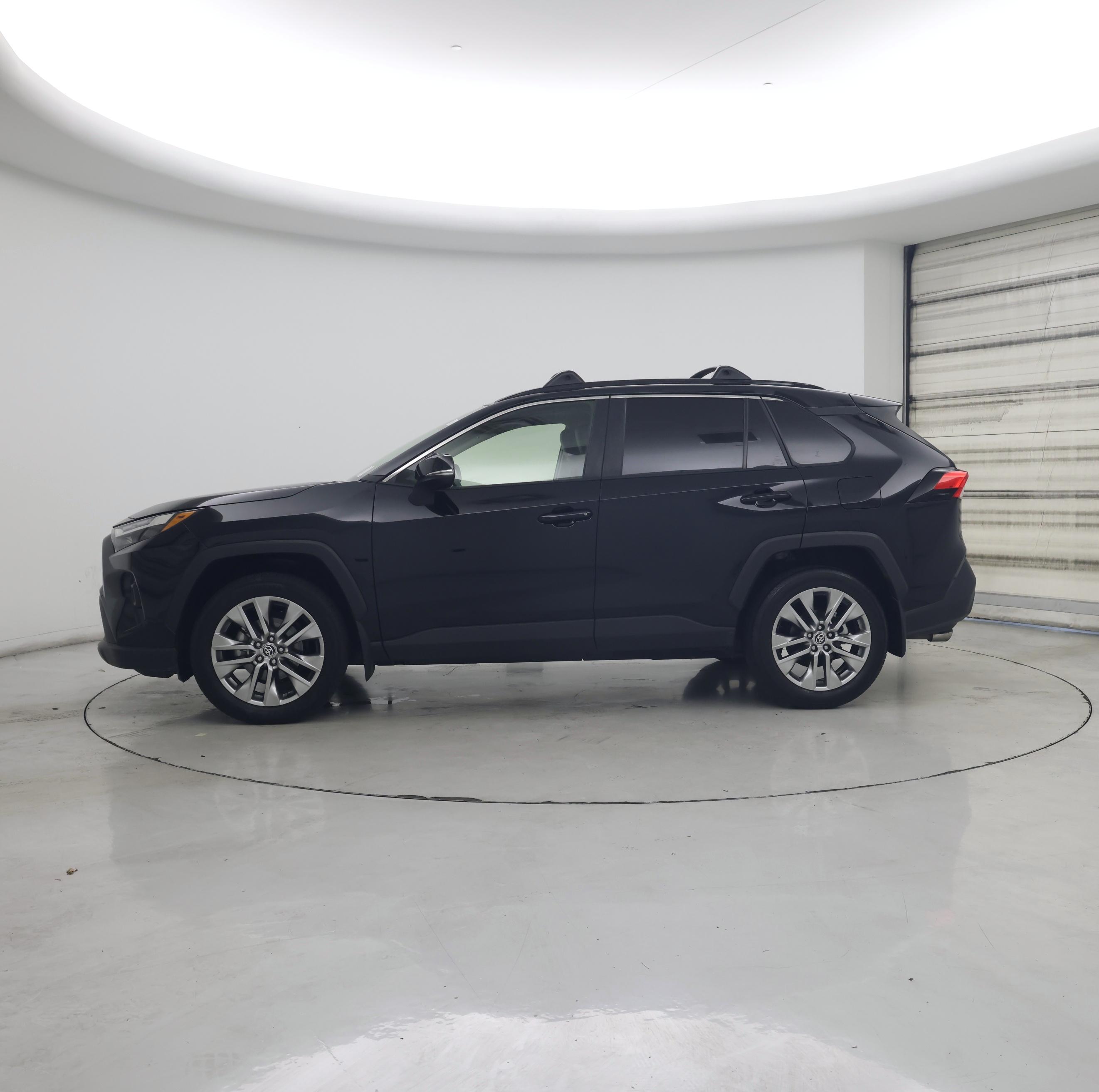 Thumbnail: 2023 Toyota RAV4 - 3