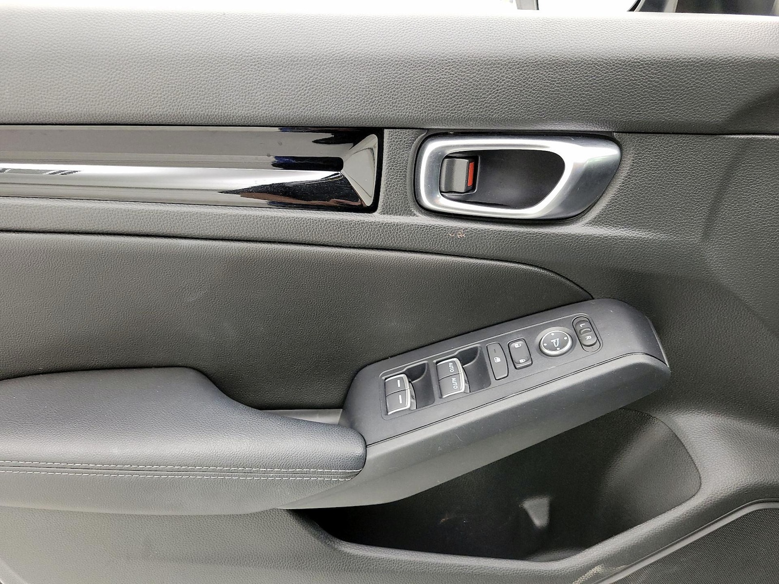 2023 Honda Civic Hatchback EX-L - Photo 13