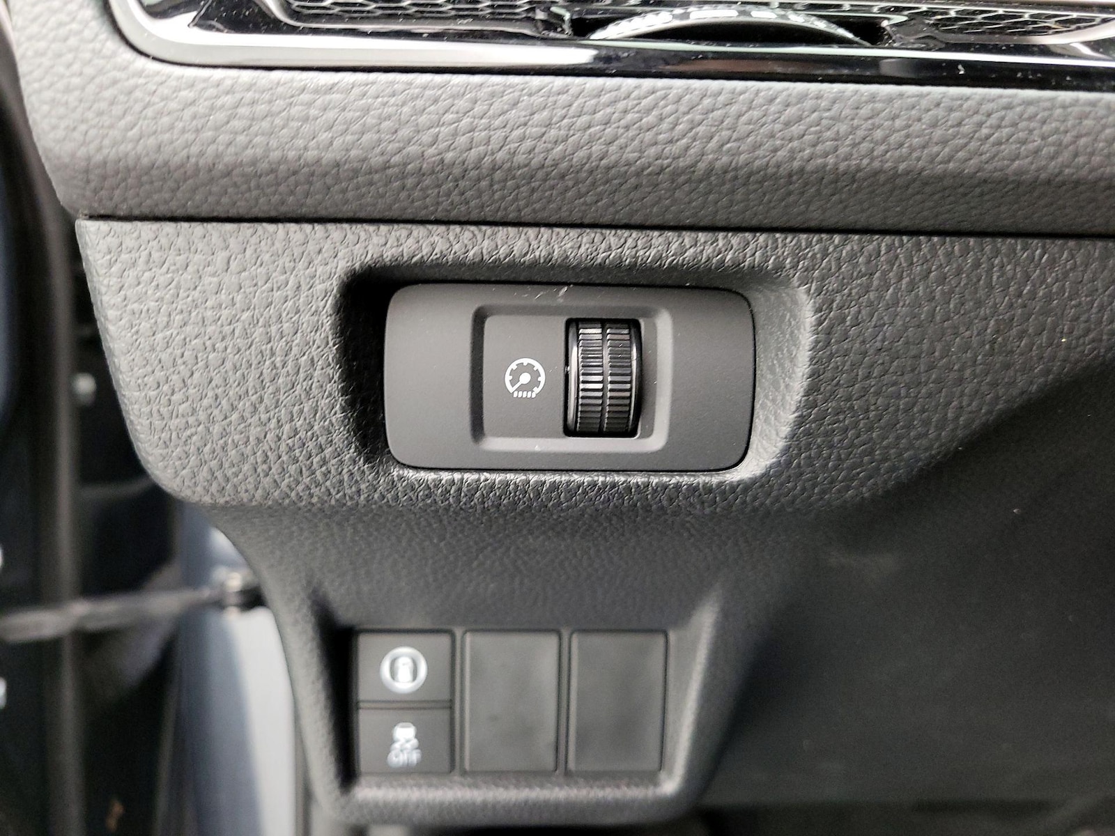 2023 Honda Civic Hatchback EX-L - Photo 14